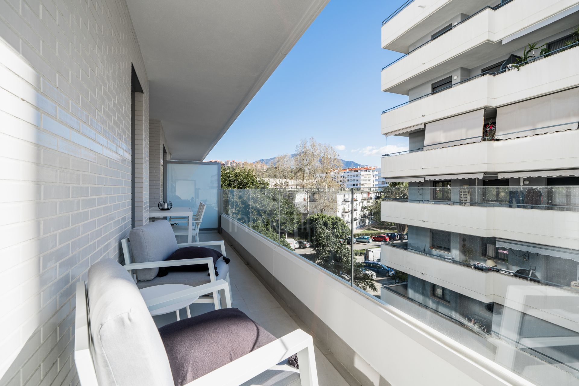 Apartment in Nueva Andalucia, Marbella
