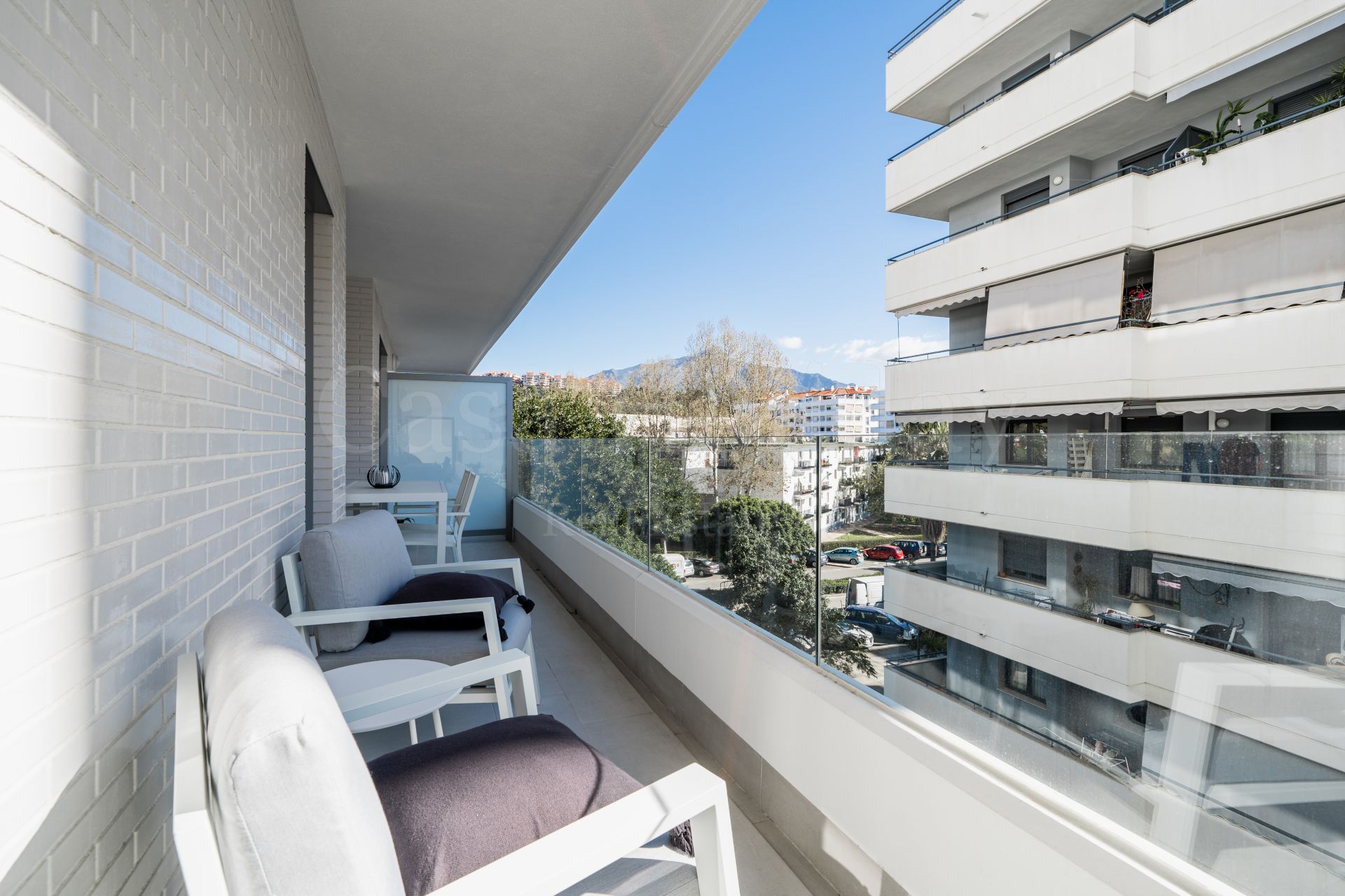 Apartamento en Nueva Andalucia, Marbella
