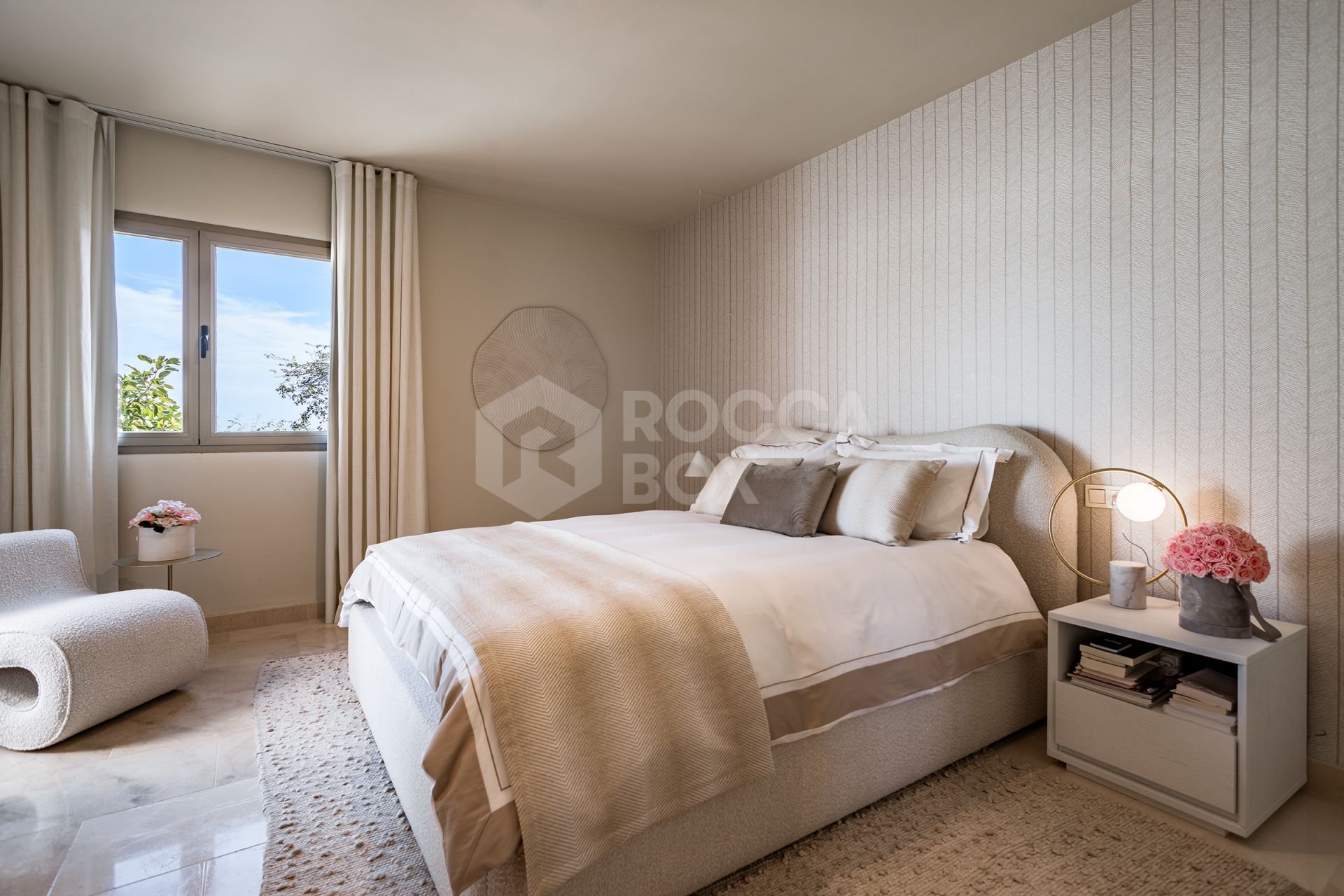 Semi-detached house with open views in Marbella Views, Benahavís