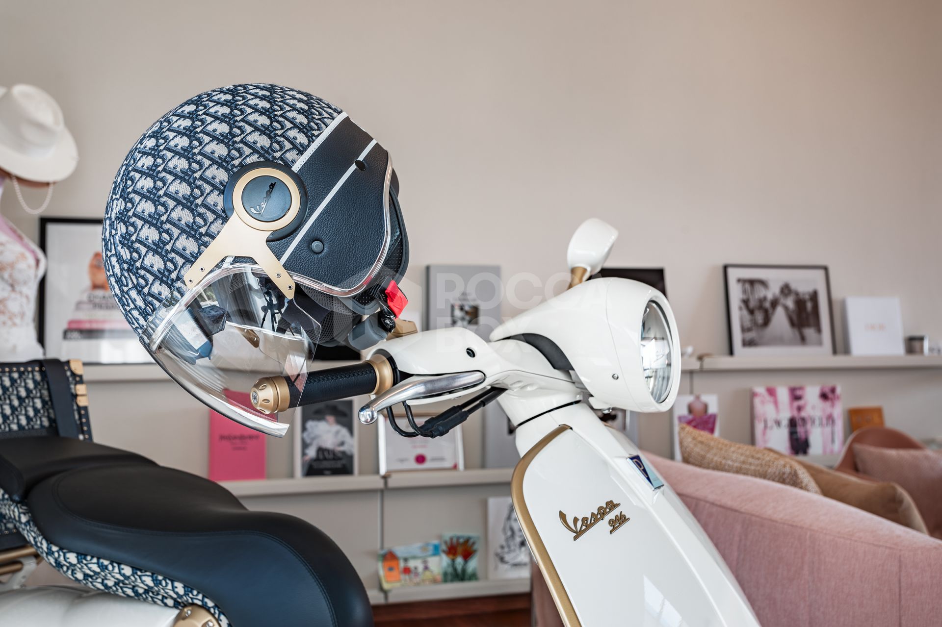 Semi-detached house with open views in Marbella Views, Benahavís