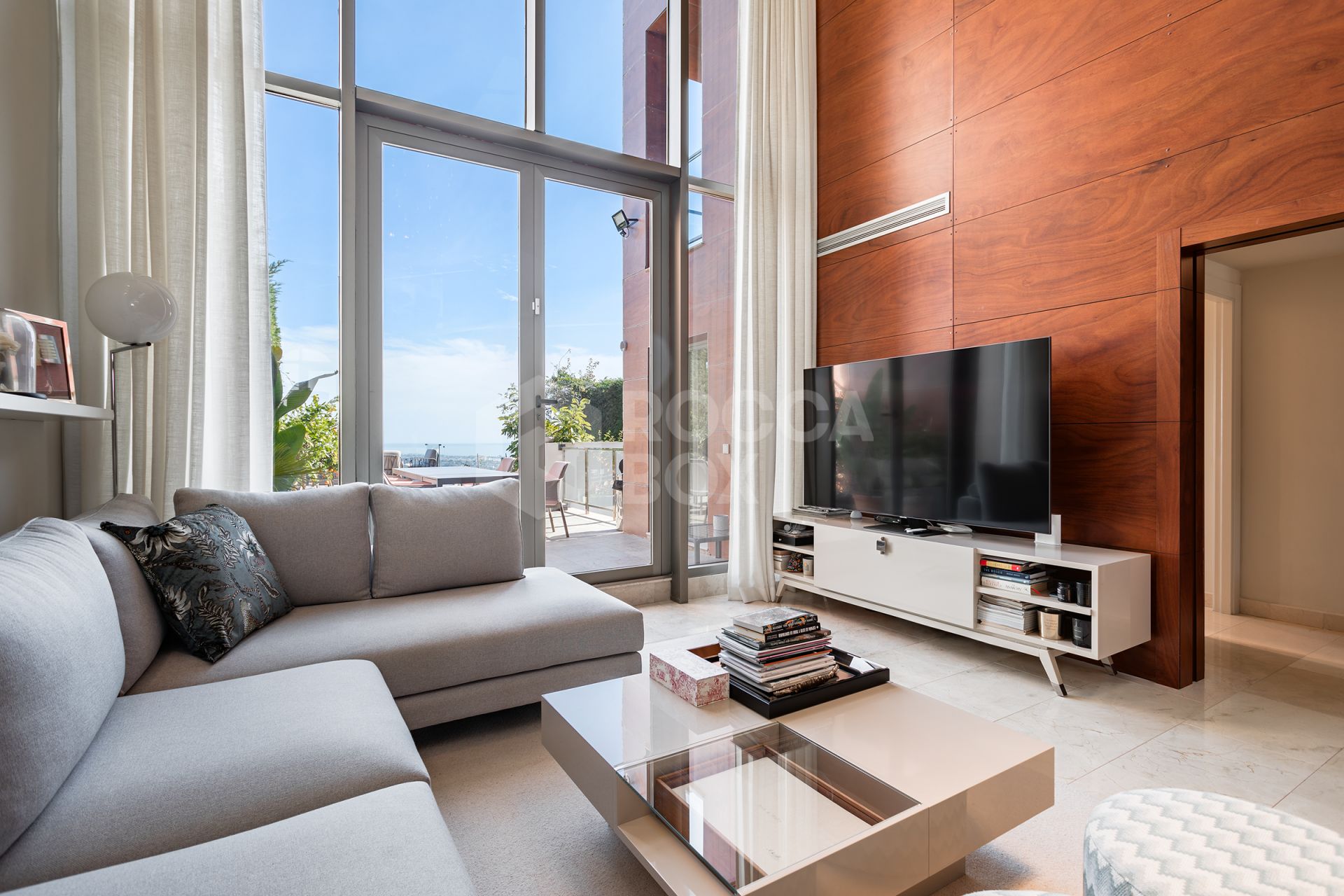 Semi-detached house with open views in Marbella Views, Benahavís