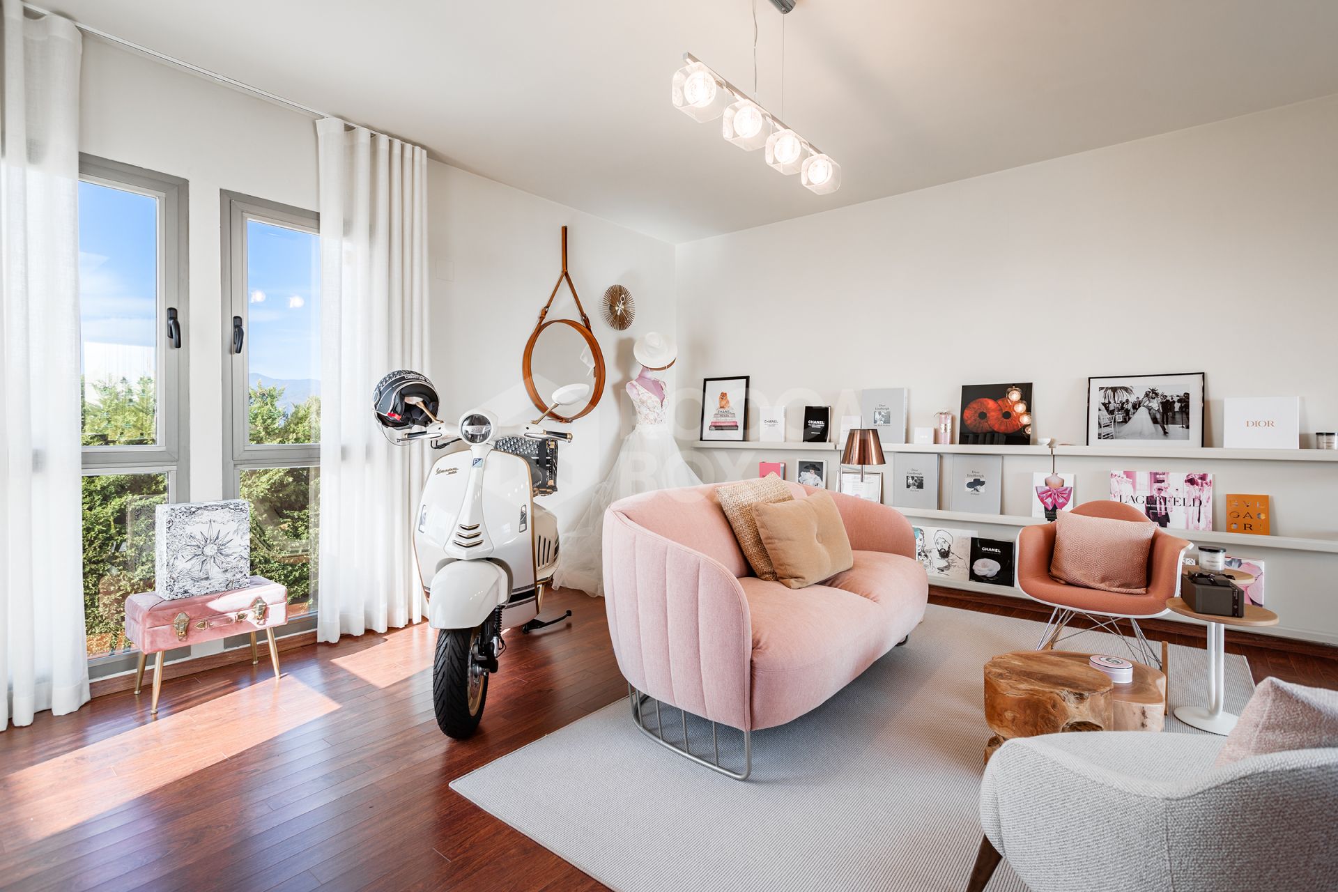 Semi-detached house with open views in Marbella Views, Benahavís