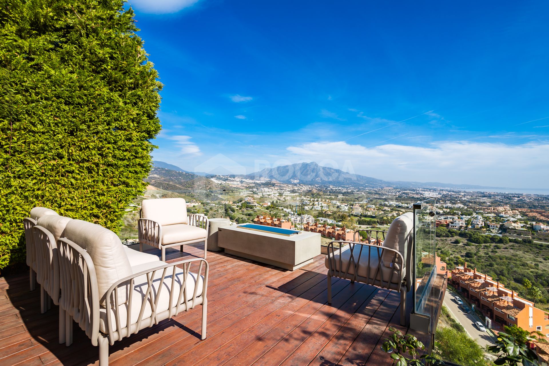 Semi-detached house with open views in Marbella Views, Benahavís