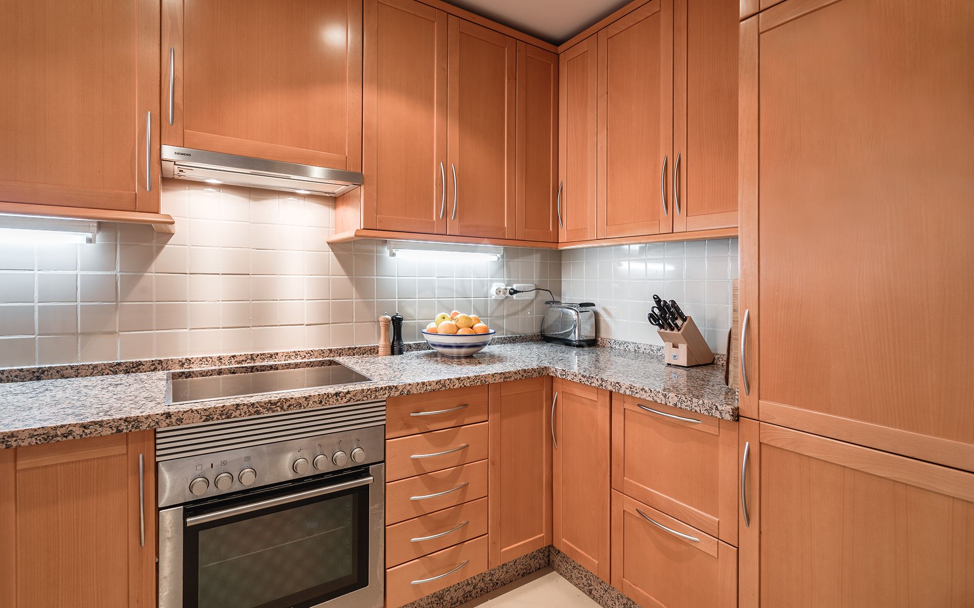 Apartamento en Cumbres de Los Almendros, Benahavis