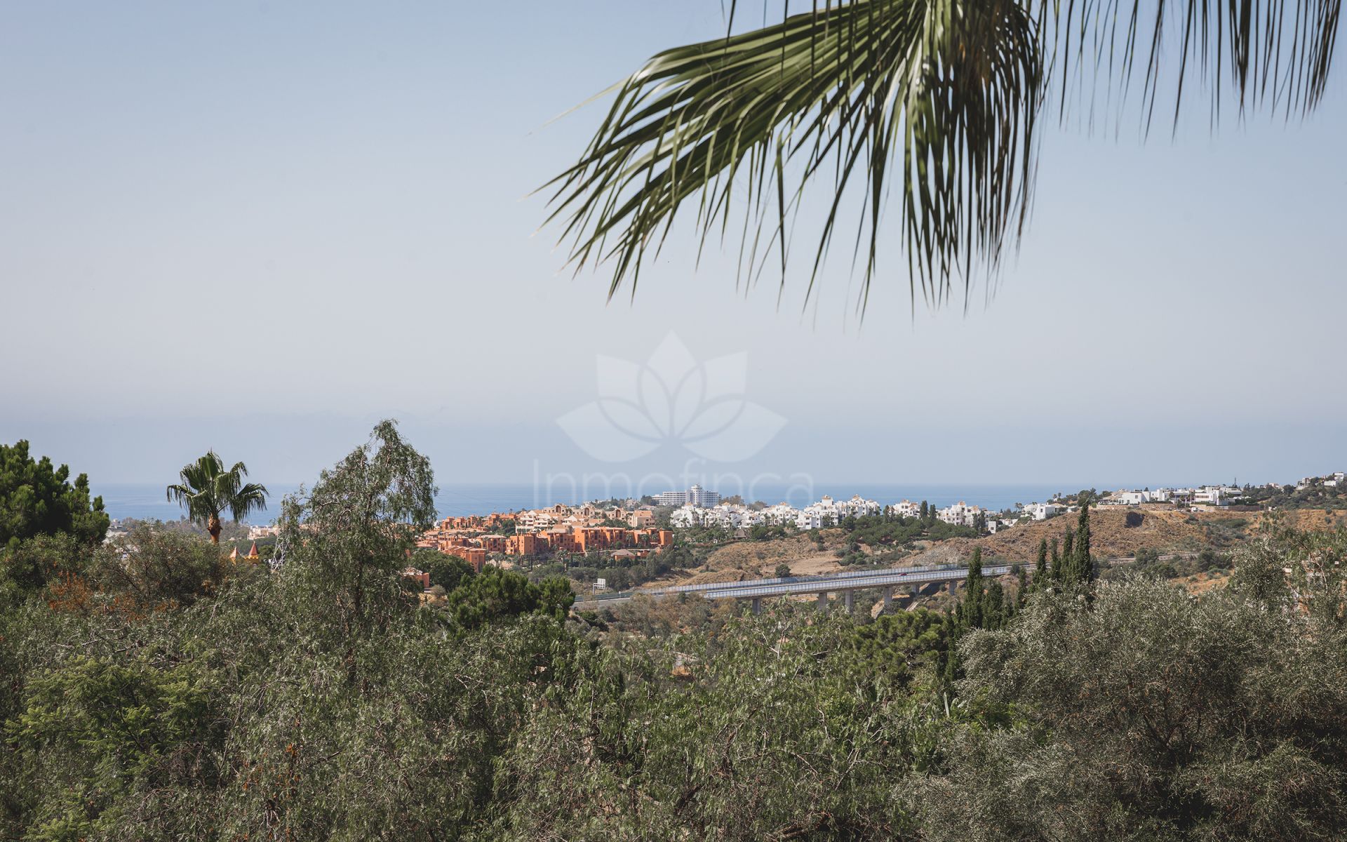Apartamento en Cumbres de Los Almendros, Benahavis