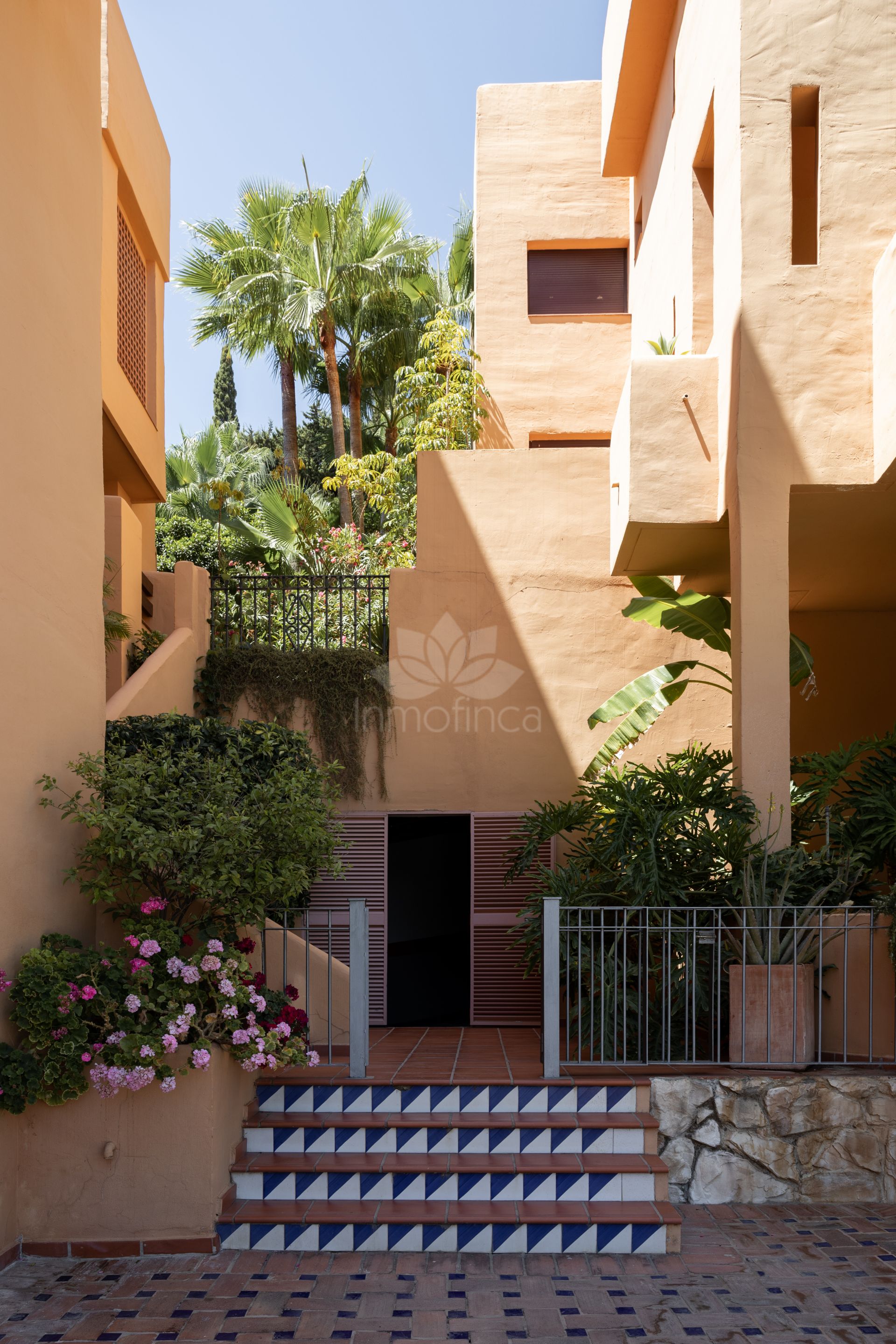 Apartamento en Cumbres de Los Almendros, Benahavis