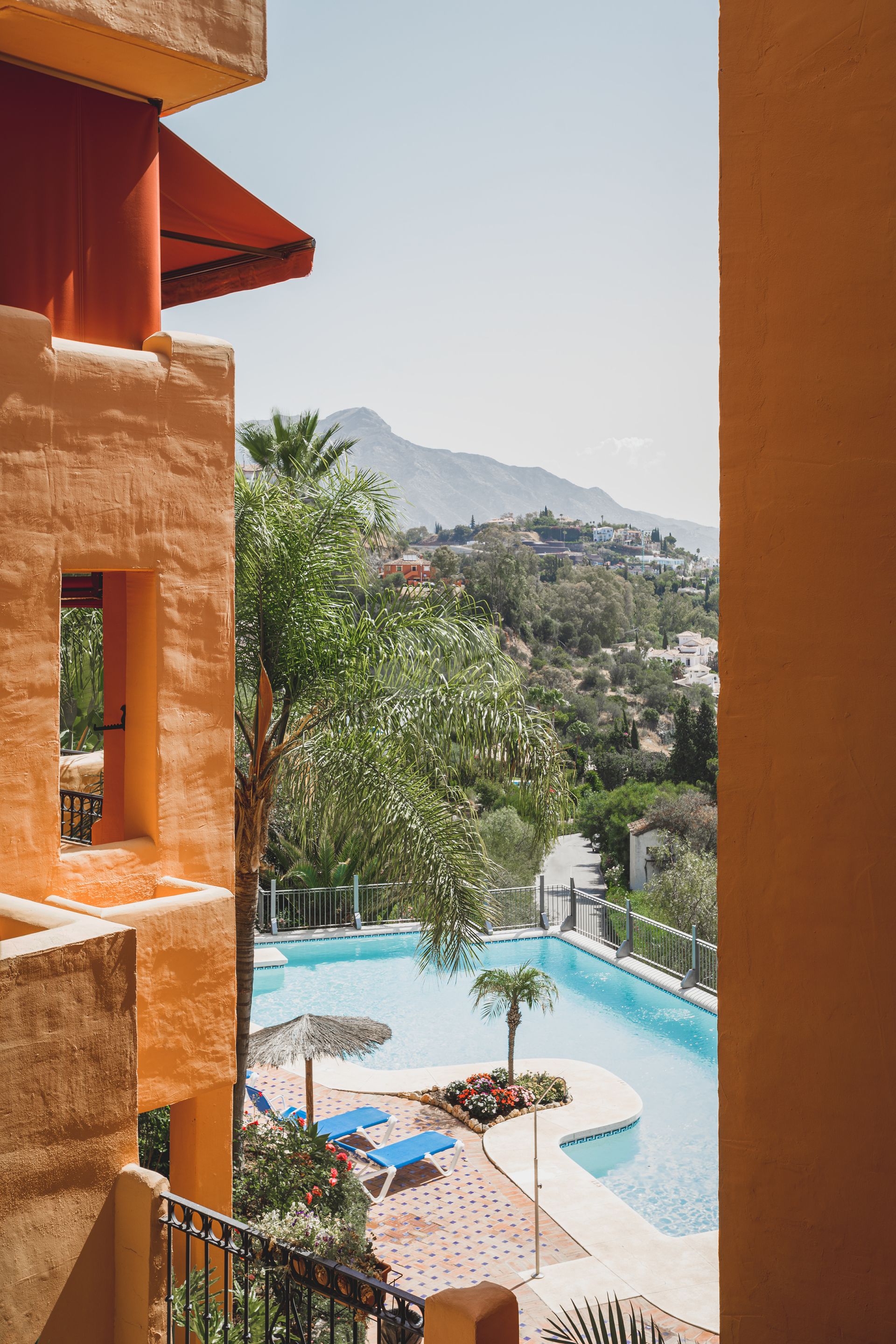 Apartamento en Cumbres de Los Almendros, Benahavis