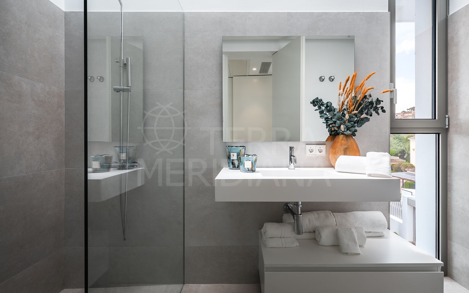 Villa in El Paraiso, Estepona