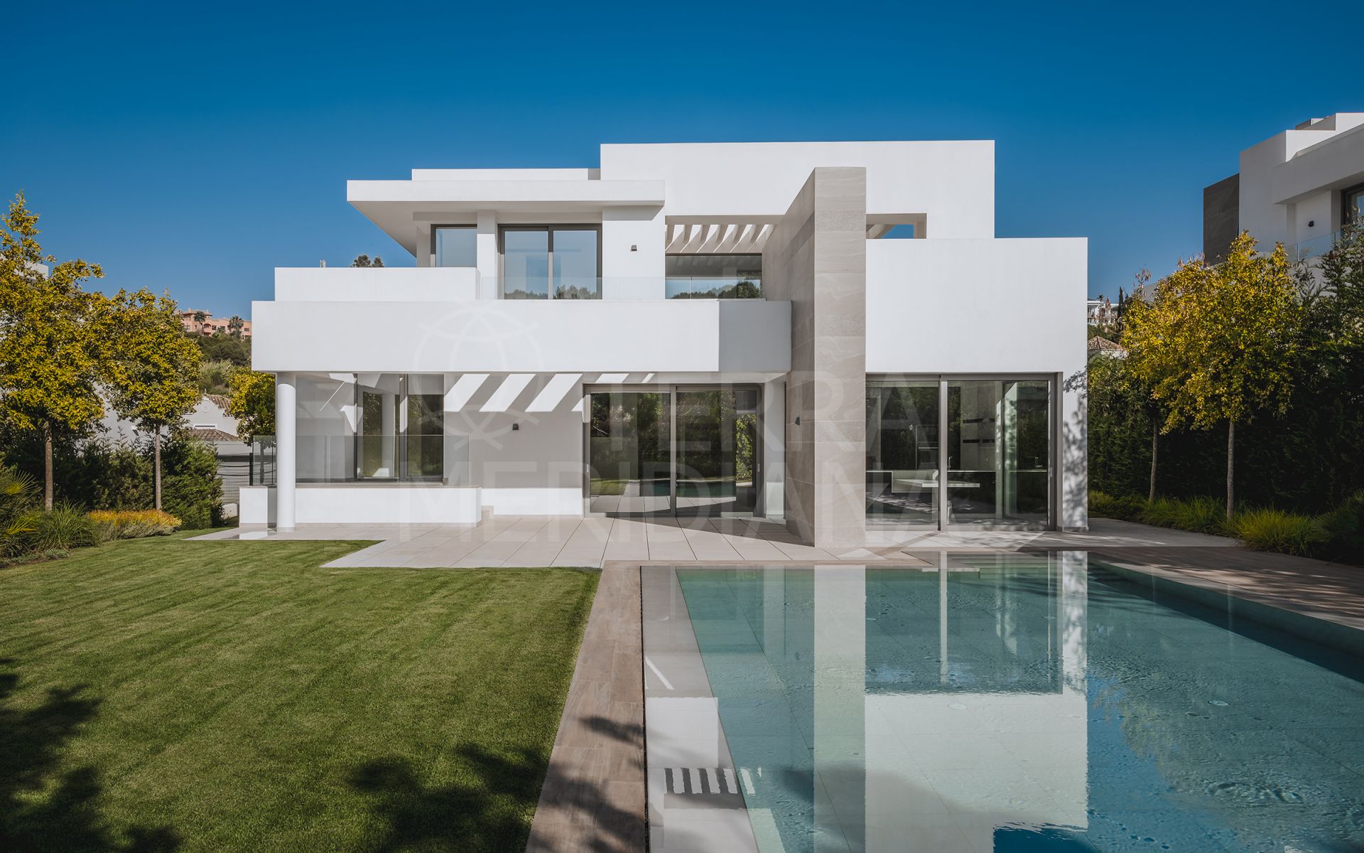 Villa in El Paraiso, Estepona