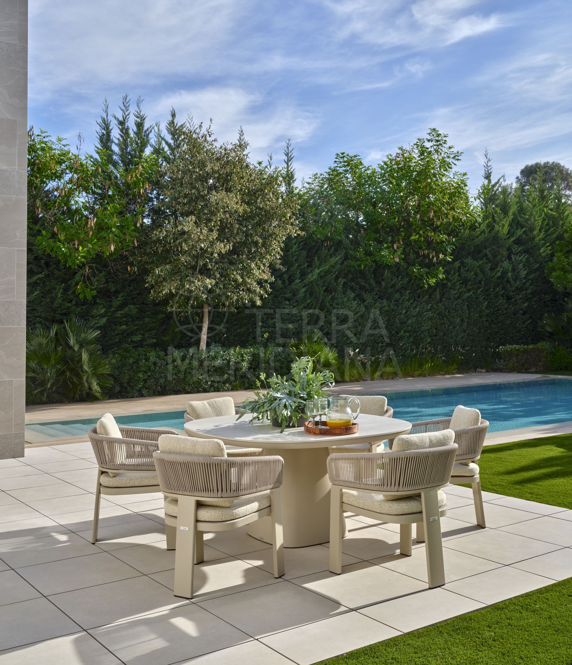 Villa in El Paraiso, Estepona