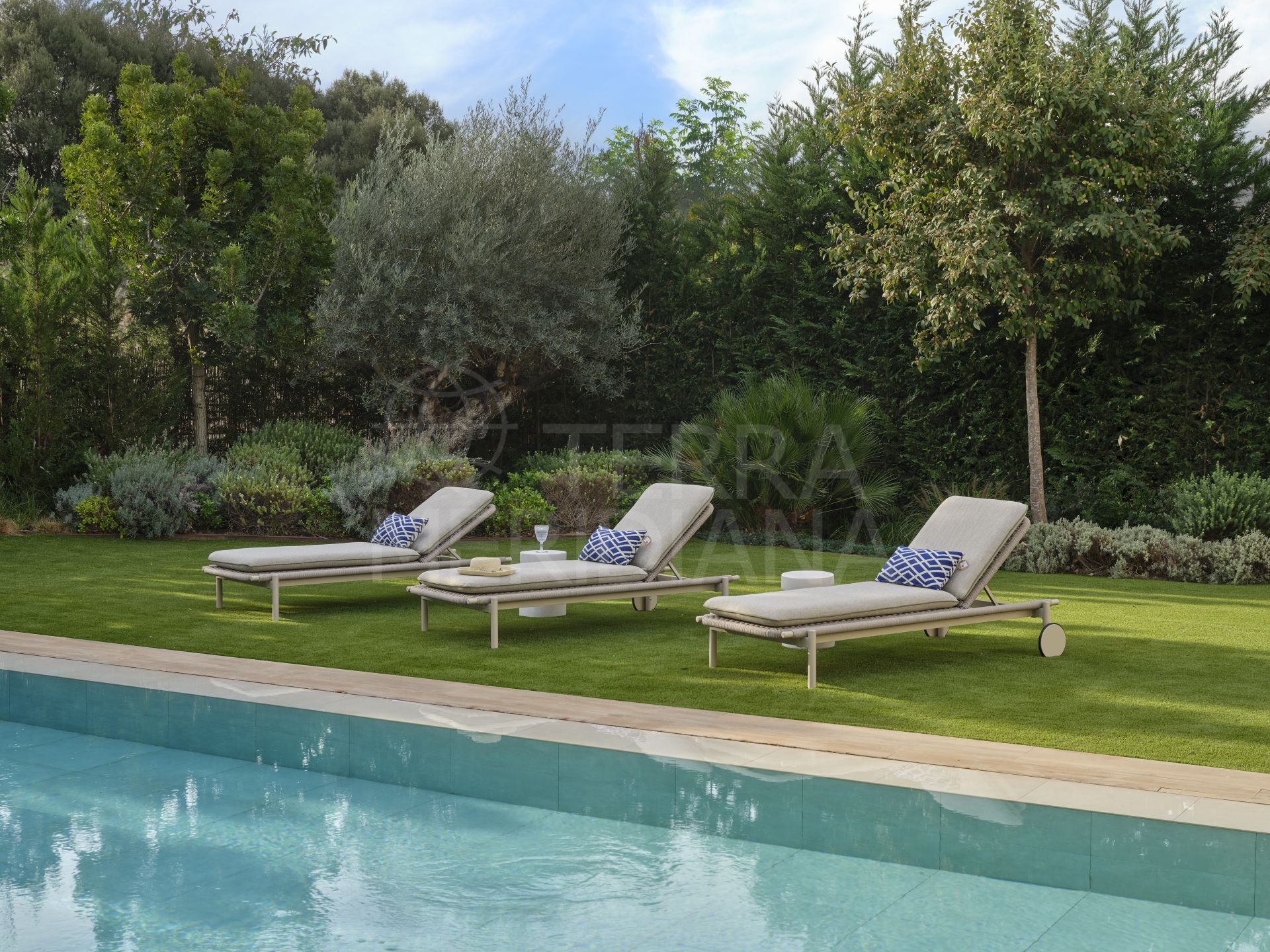 Villa in El Paraiso, Estepona