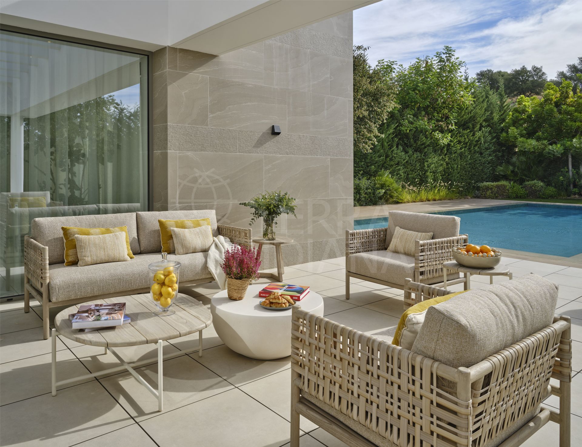 Villa in El Paraiso, Estepona