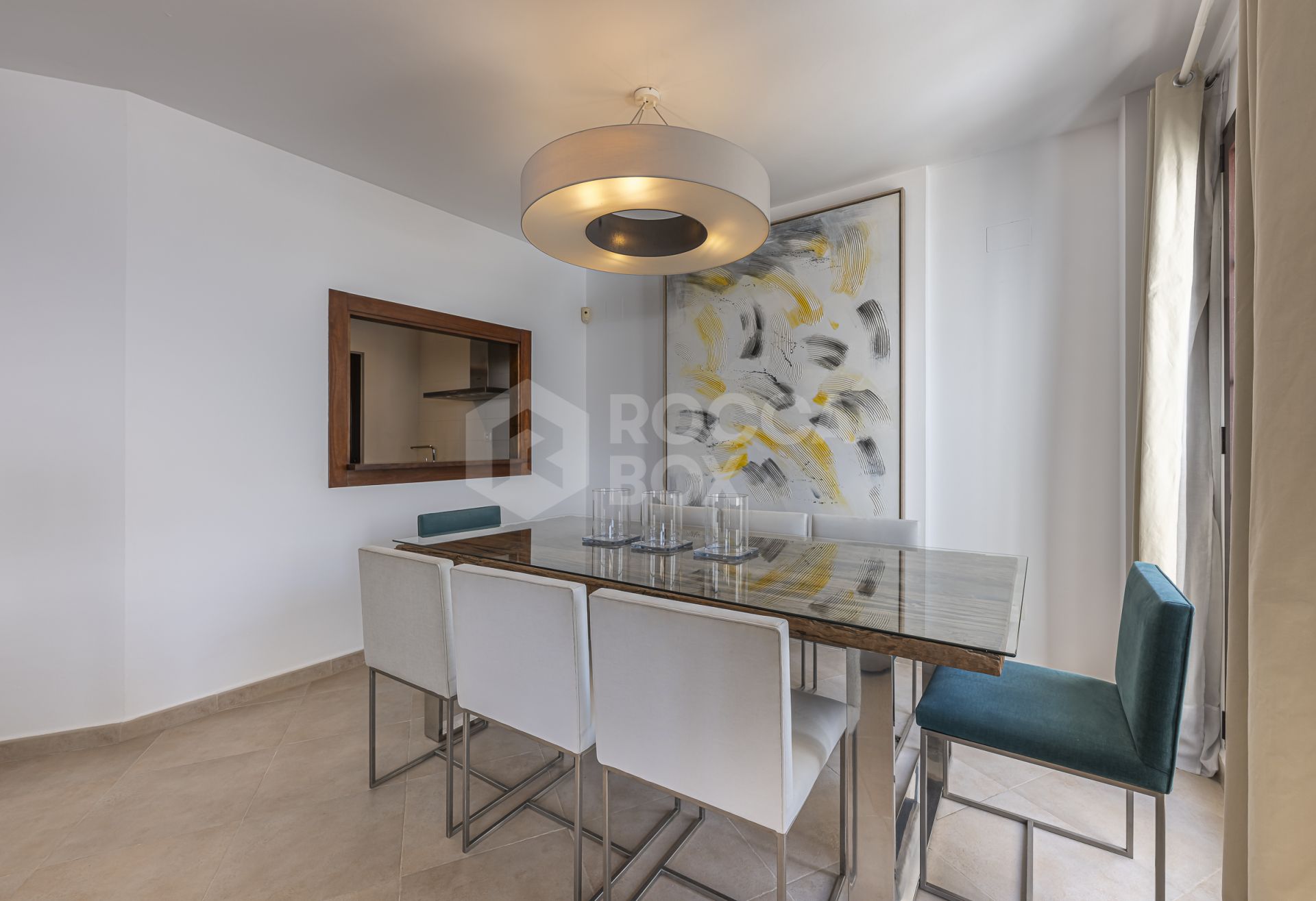 Mediterranean style south-facing triplex located in a gated community in Altos de Los Monteros, East Marbella