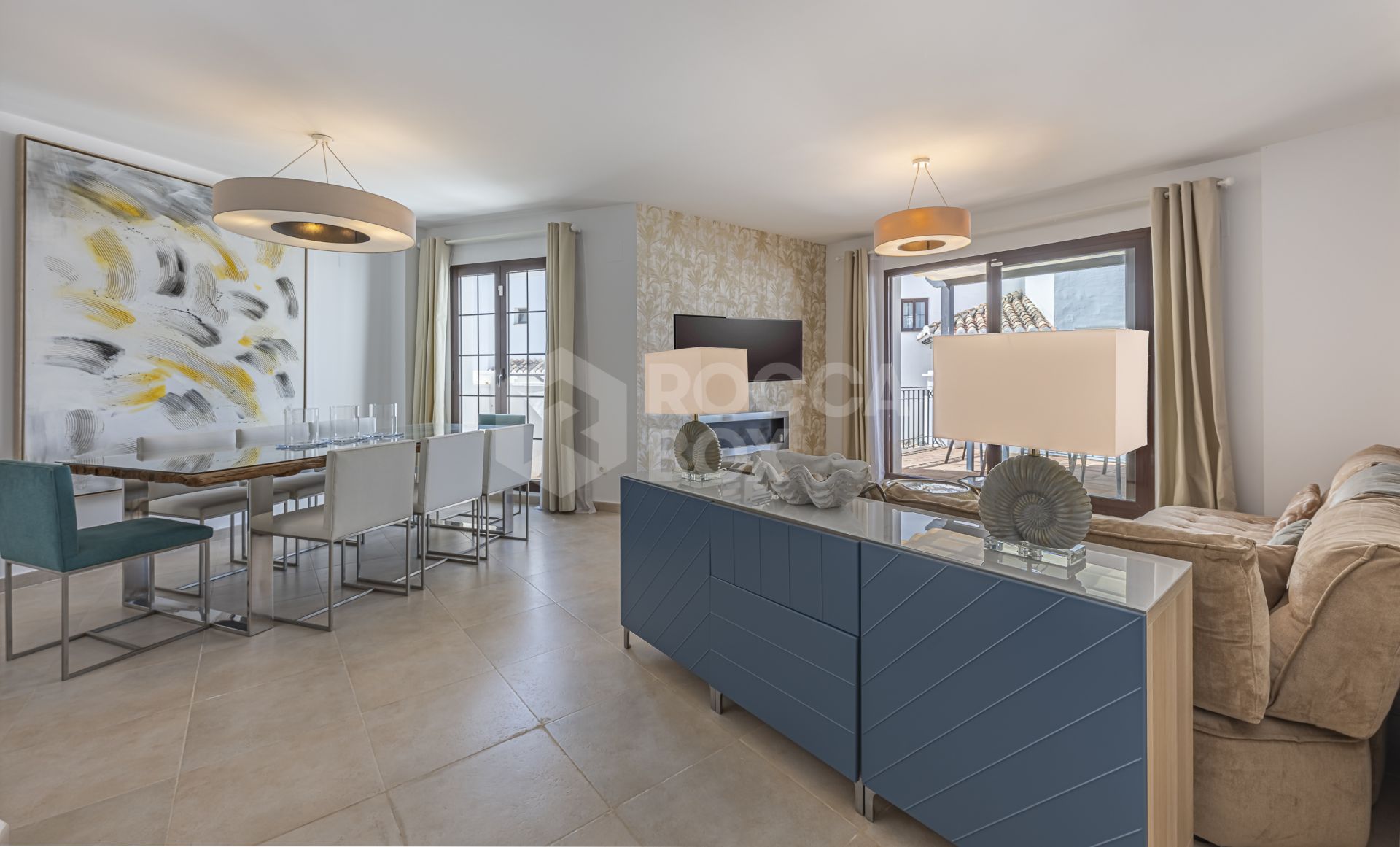 Mediterranean style south-facing triplex located in a gated community in Altos de Los Monteros, East Marbella