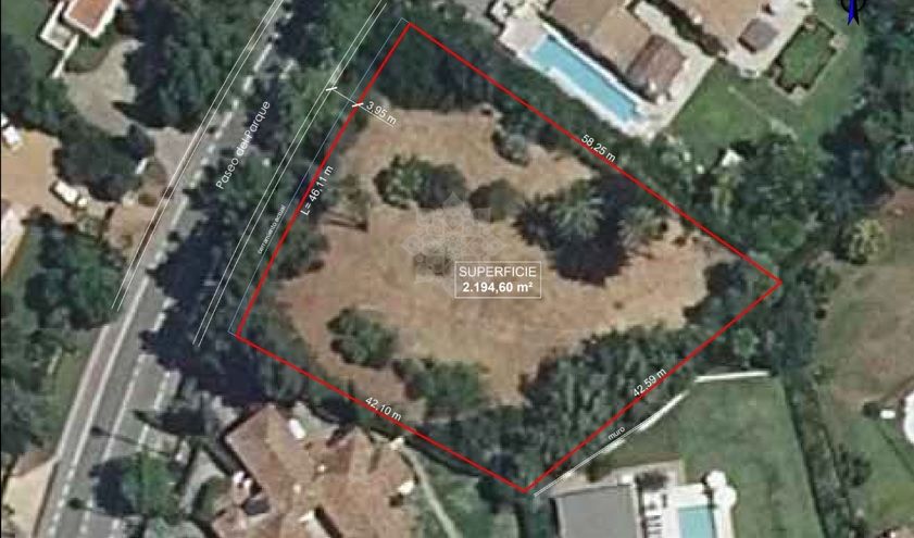 Plot in Sotogrande Costa, Sotogrande