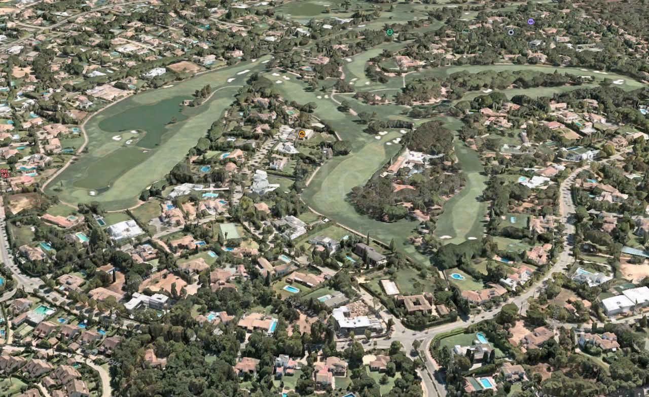 Plot in Sotogrande Costa, Sotogrande