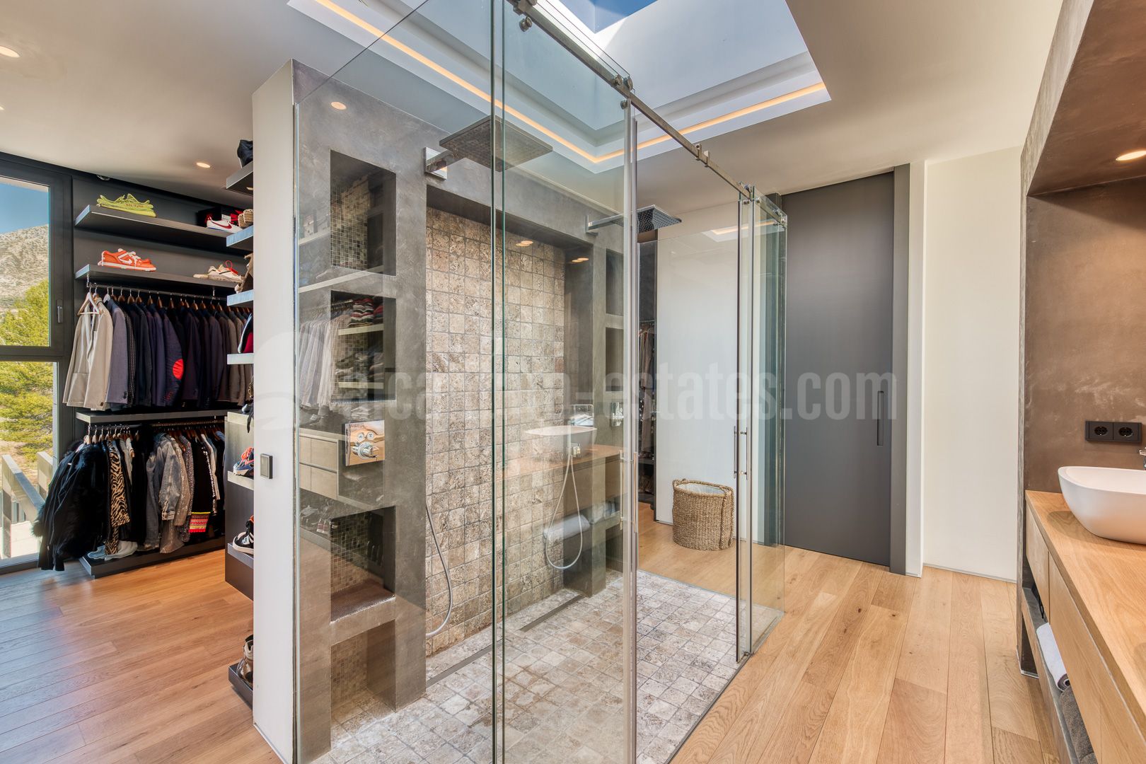 Villa in Lomas del Virrey, Marbella