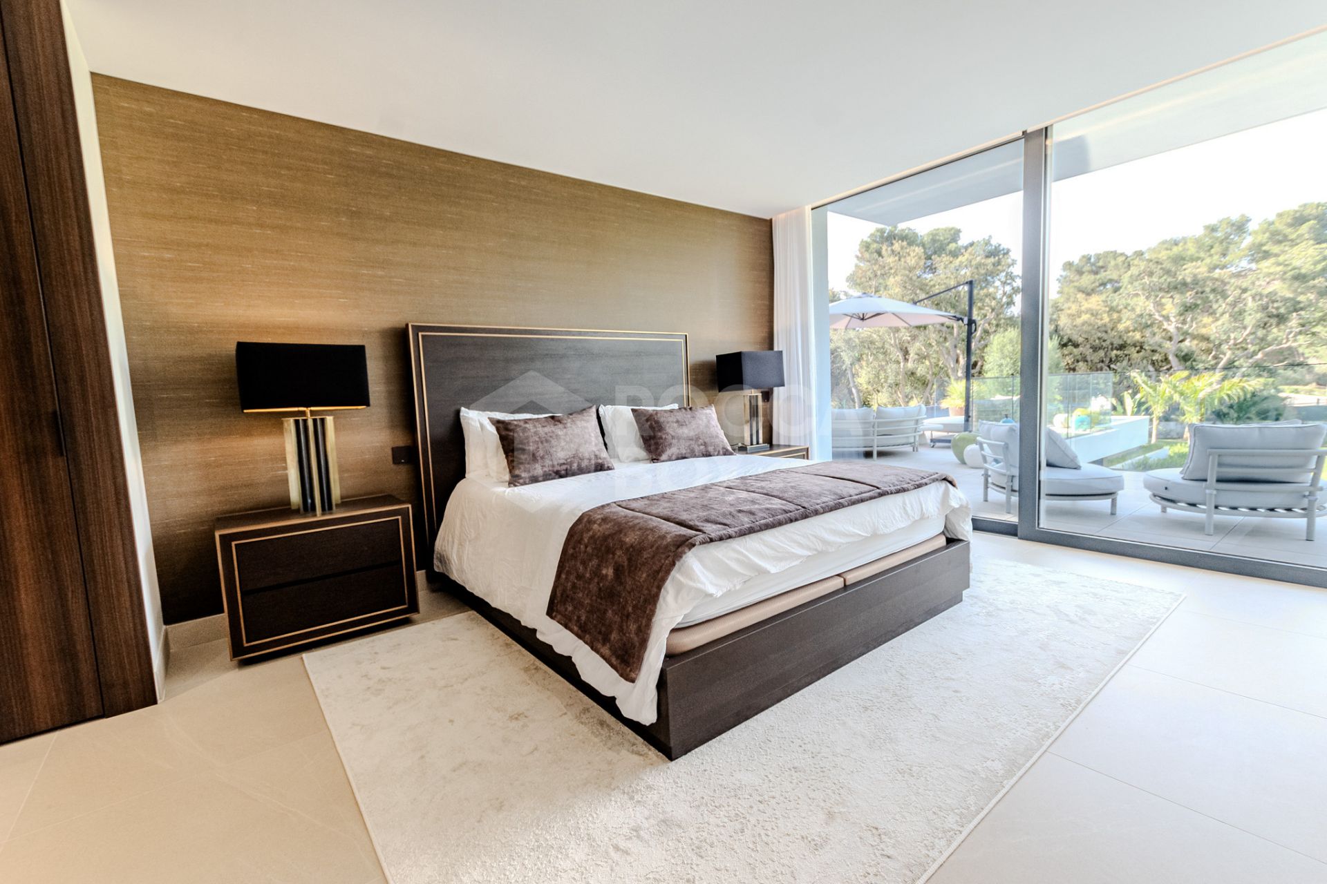 A Masterpiece of Modern Elegance in Sotogrande’s Kings and Queens