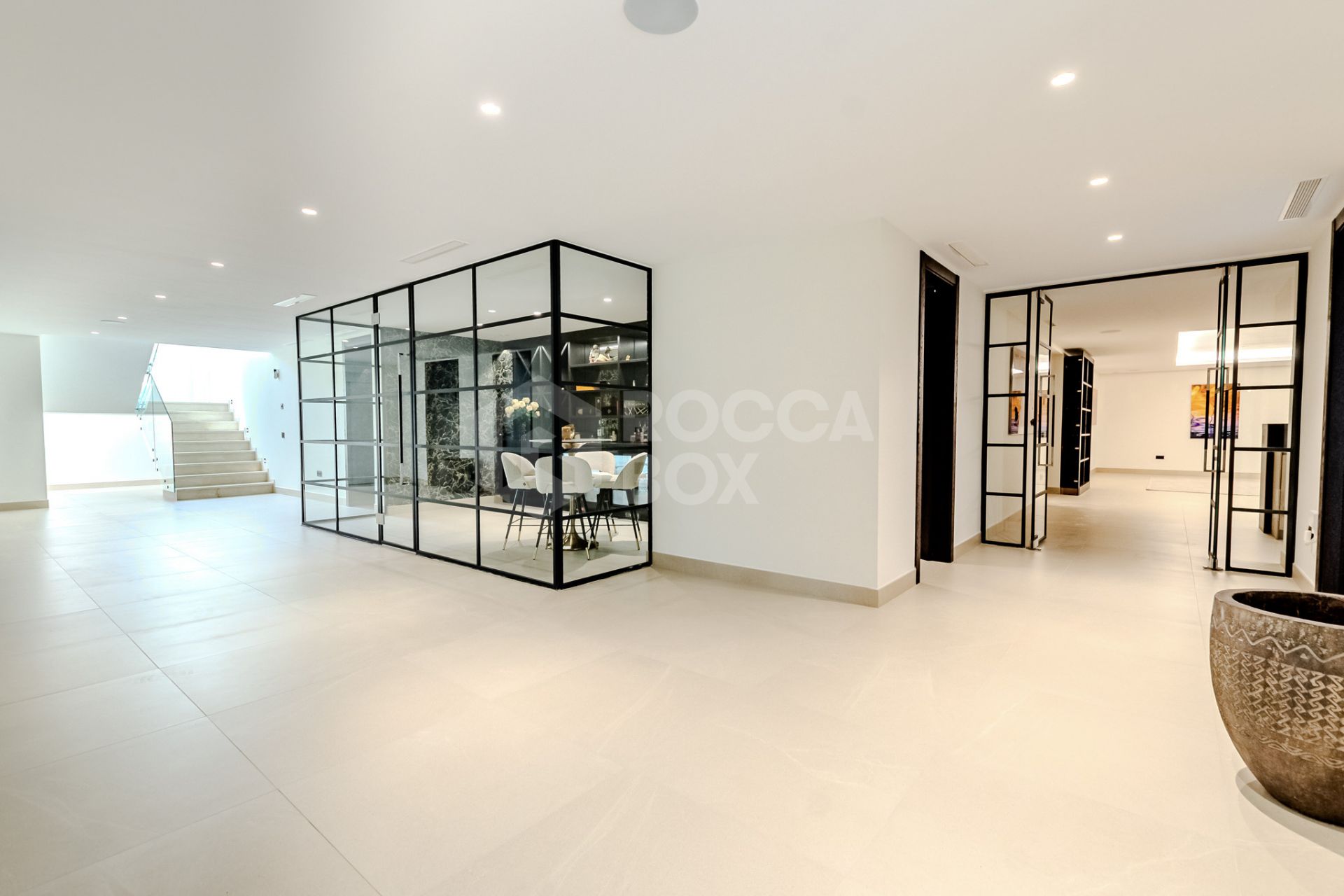 A Masterpiece of Modern Elegance in Sotogrande’s Kings and Queens