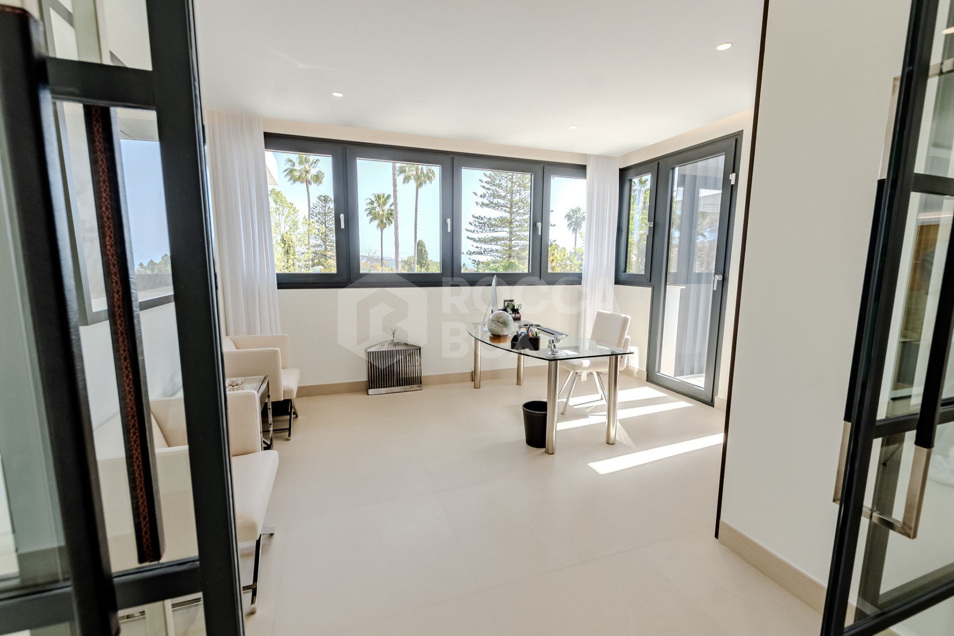 A Masterpiece of Modern Elegance in Sotogrande’s Kings and Queens