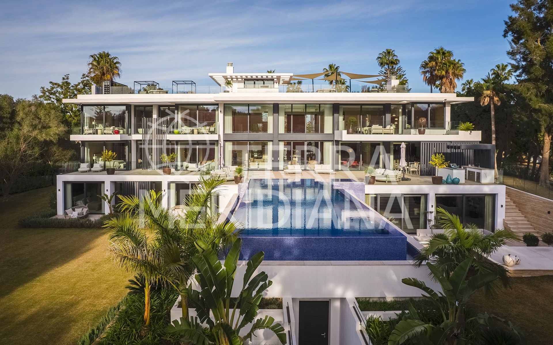 Villa in Kings & Queens, Sotogrande