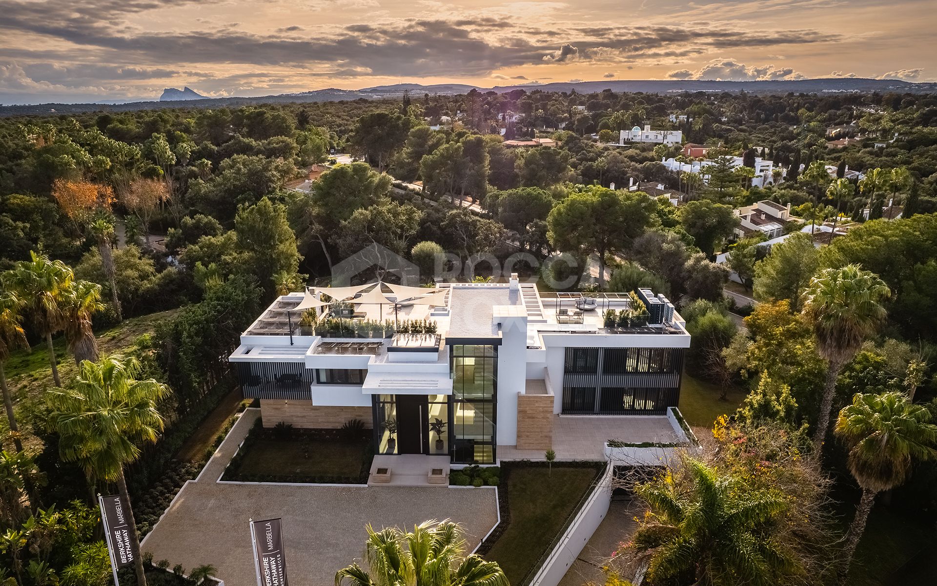 A Masterpiece of Modern Elegance in Sotogrande’s Kings and Queens