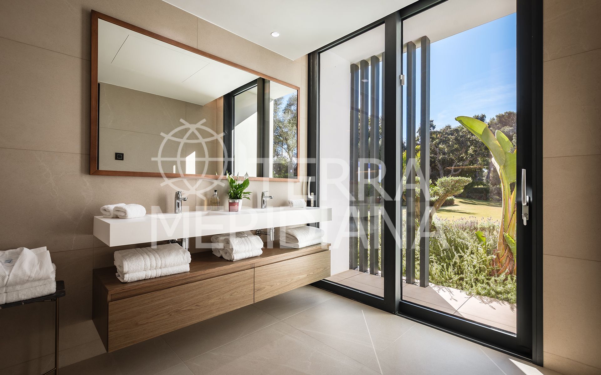 Villa in Kings & Queens, Sotogrande