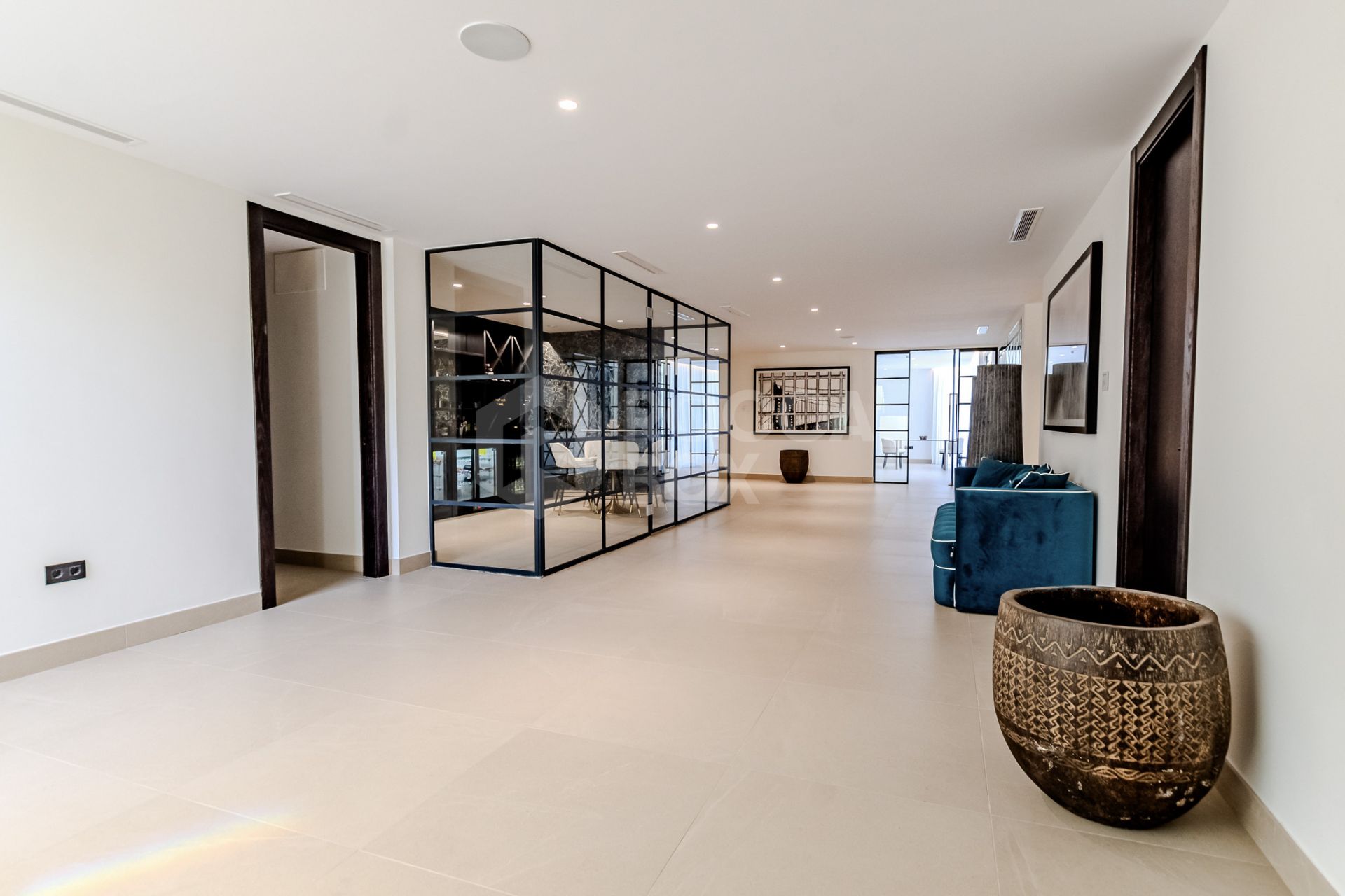 A Masterpiece of Modern Elegance in Sotogrande’s Kings and Queens