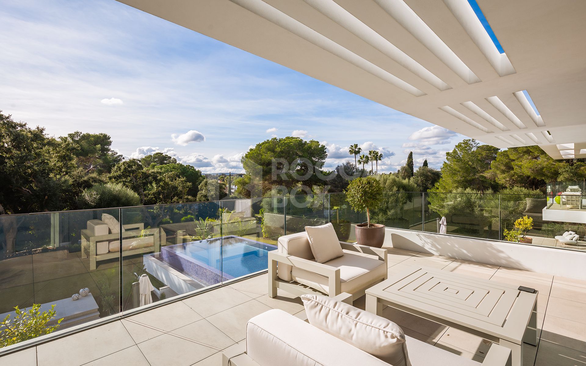 A Masterpiece of Modern Elegance in Sotogrande’s Kings and Queens