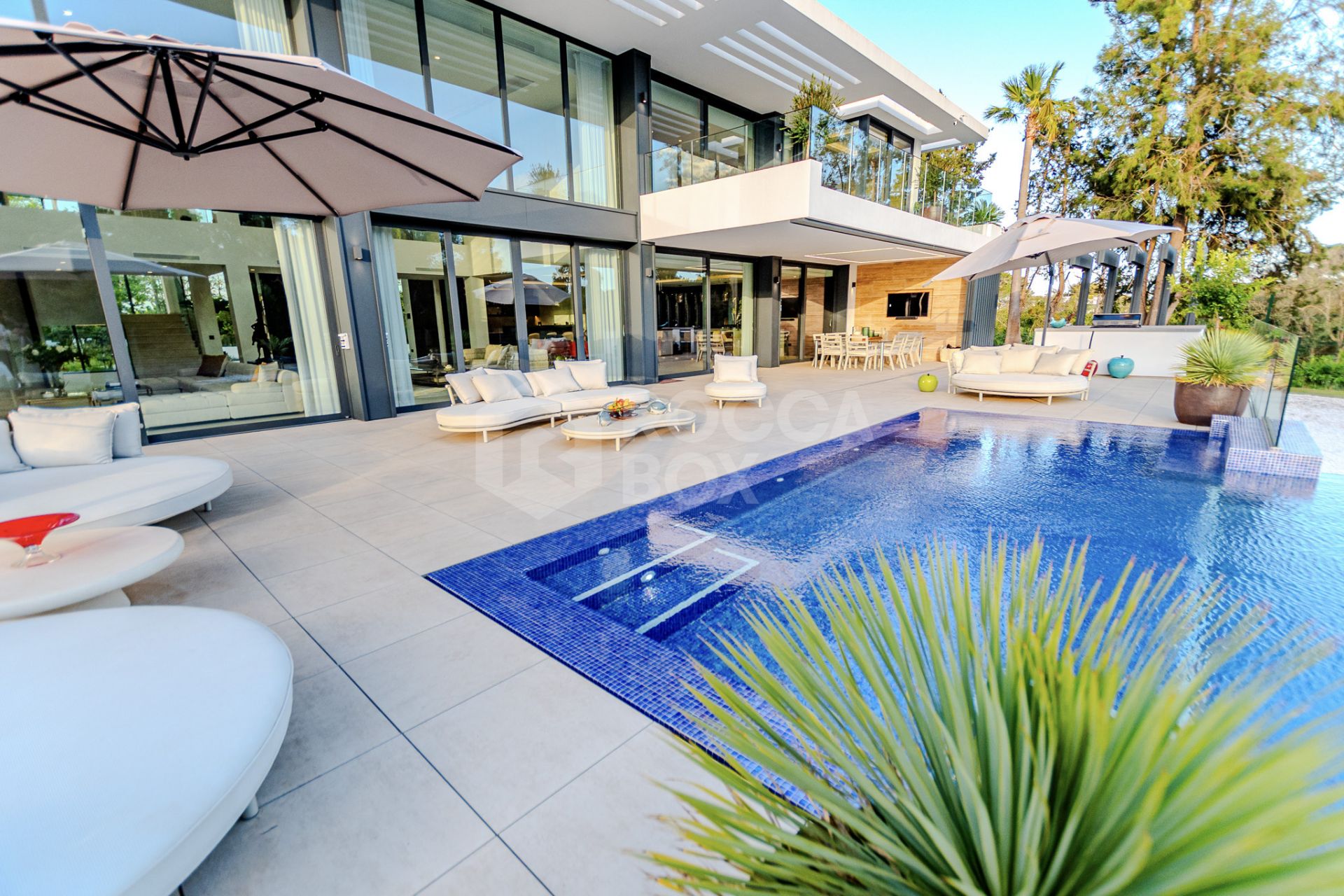 A Masterpiece of Modern Elegance in Sotogrande’s Kings and Queens