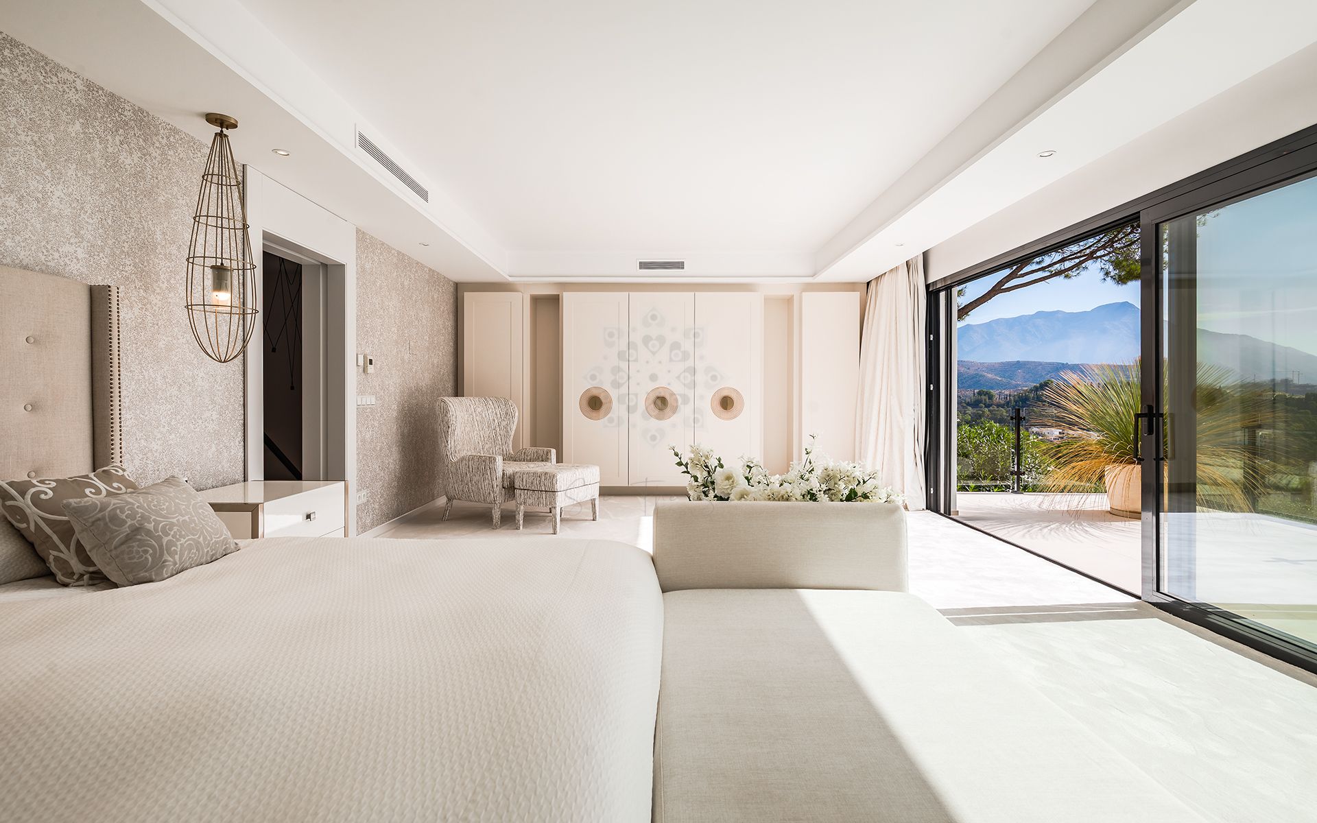 Villa in El Madroñal, Benahavis