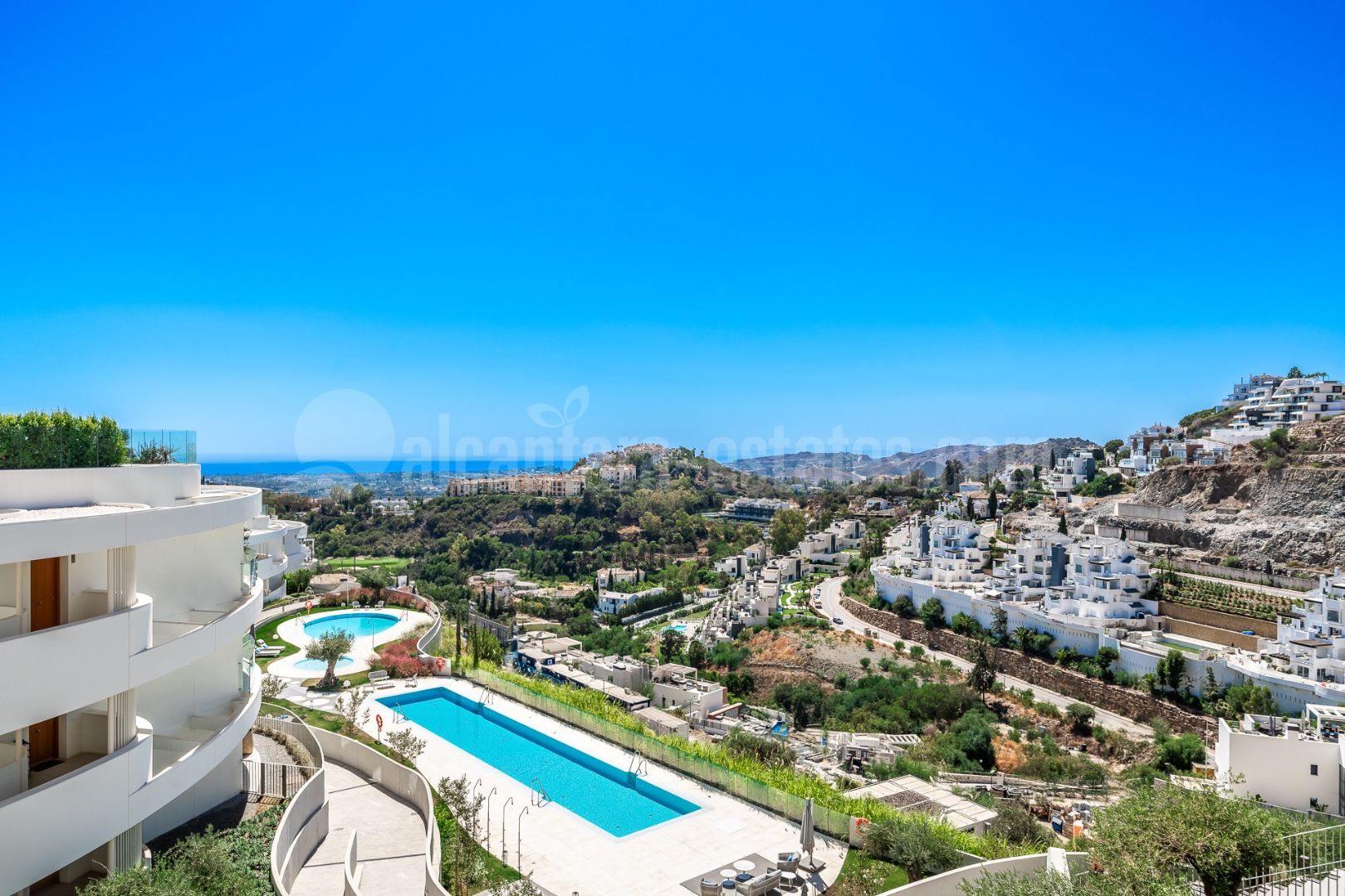 Ground Floor Apartment in The View Marbella, Benahavis