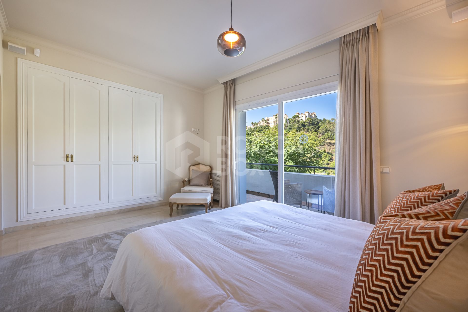 Frontline Golf Villa in La Reserva de La Quinta