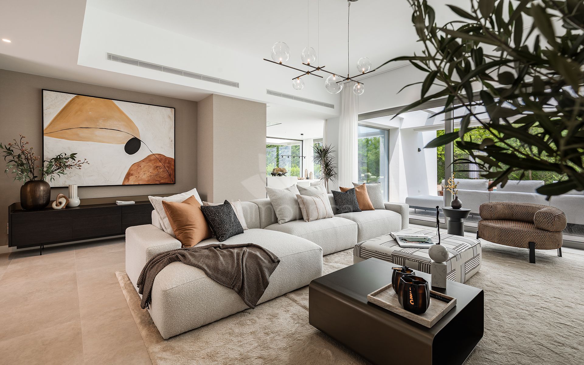 Villa in El Paraiso, Estepona