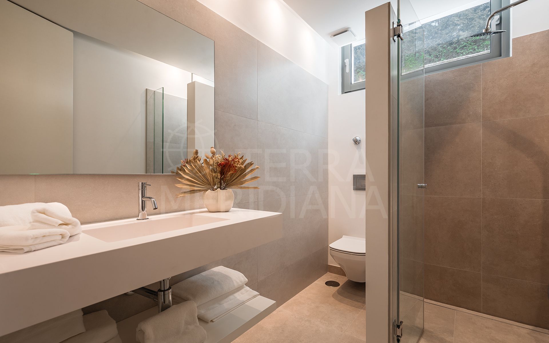 Villa in El Paraiso, Estepona