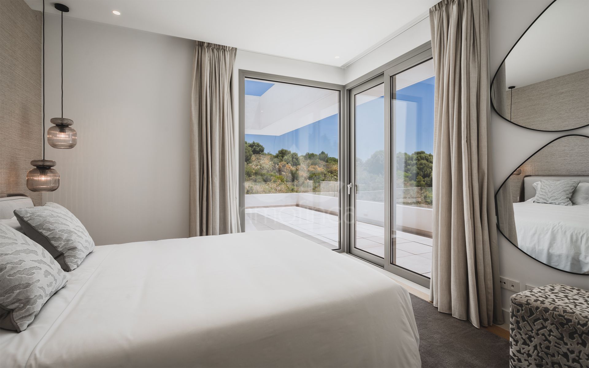 Villa in El Paraiso, Estepona