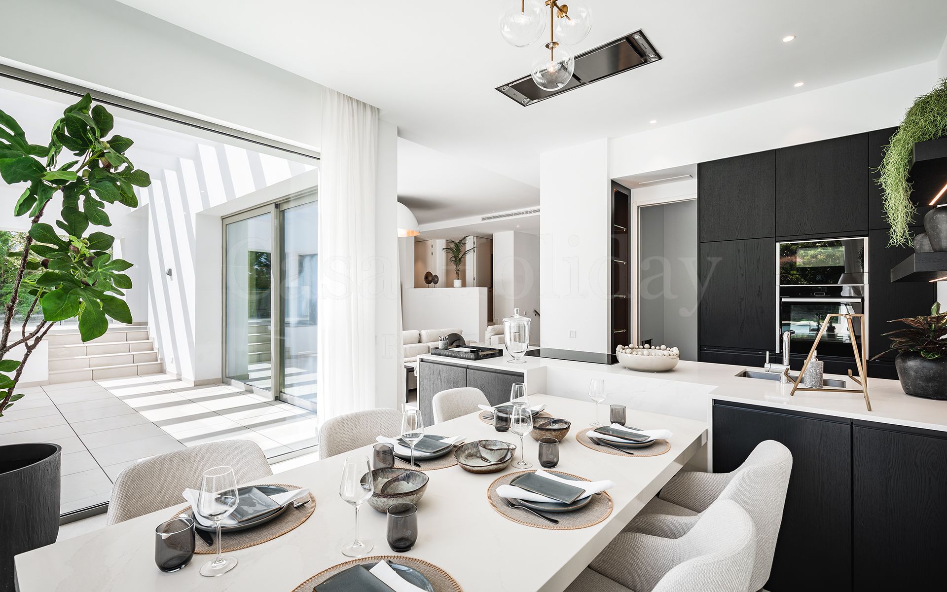 Villa in El Paraiso, Estepona