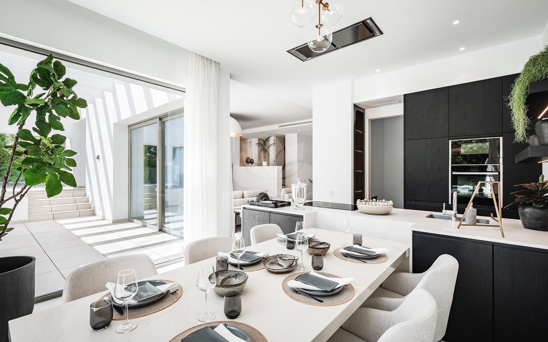 Villa in El Paraiso, Estepona