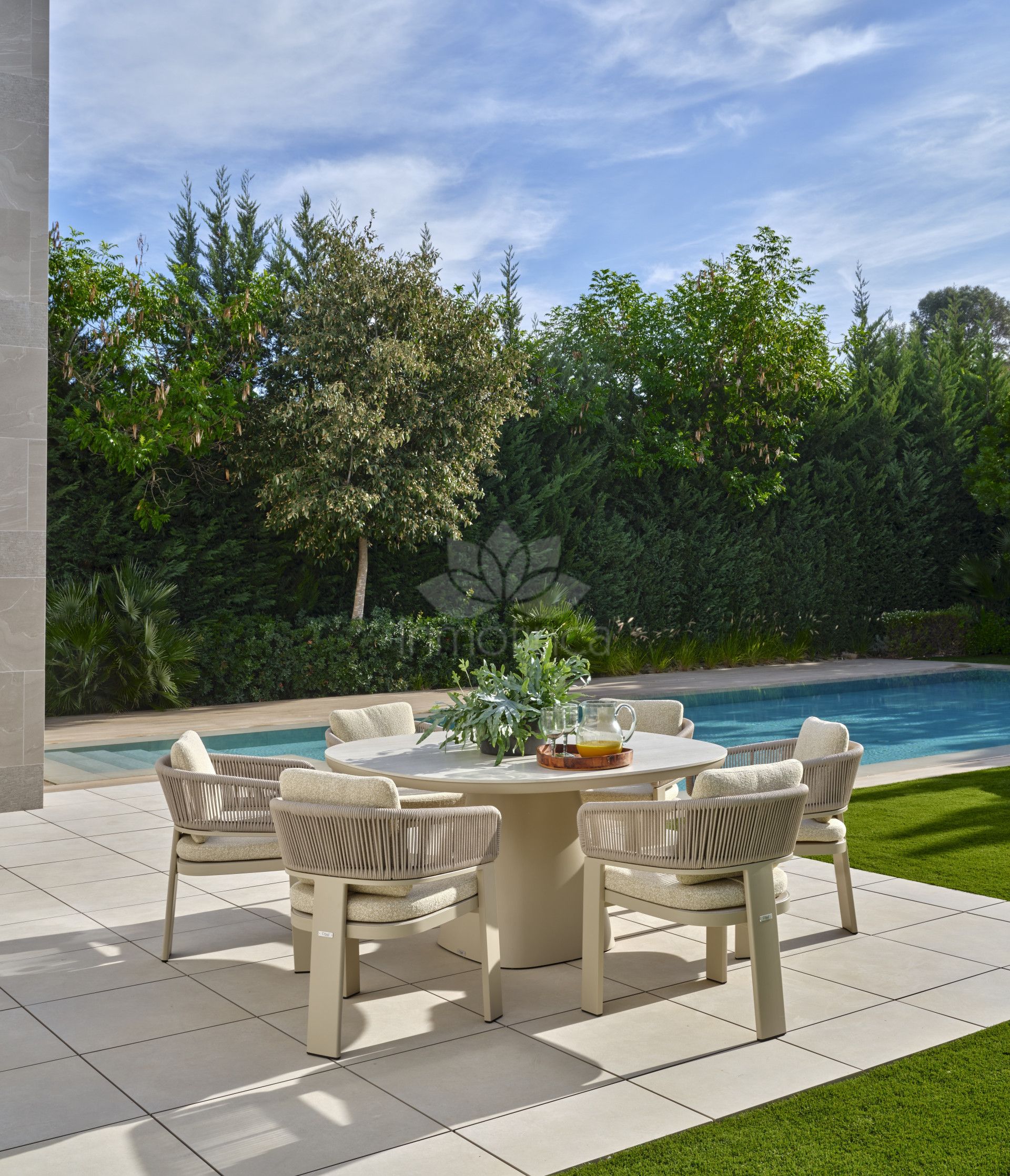 Villa in El Paraiso, Estepona