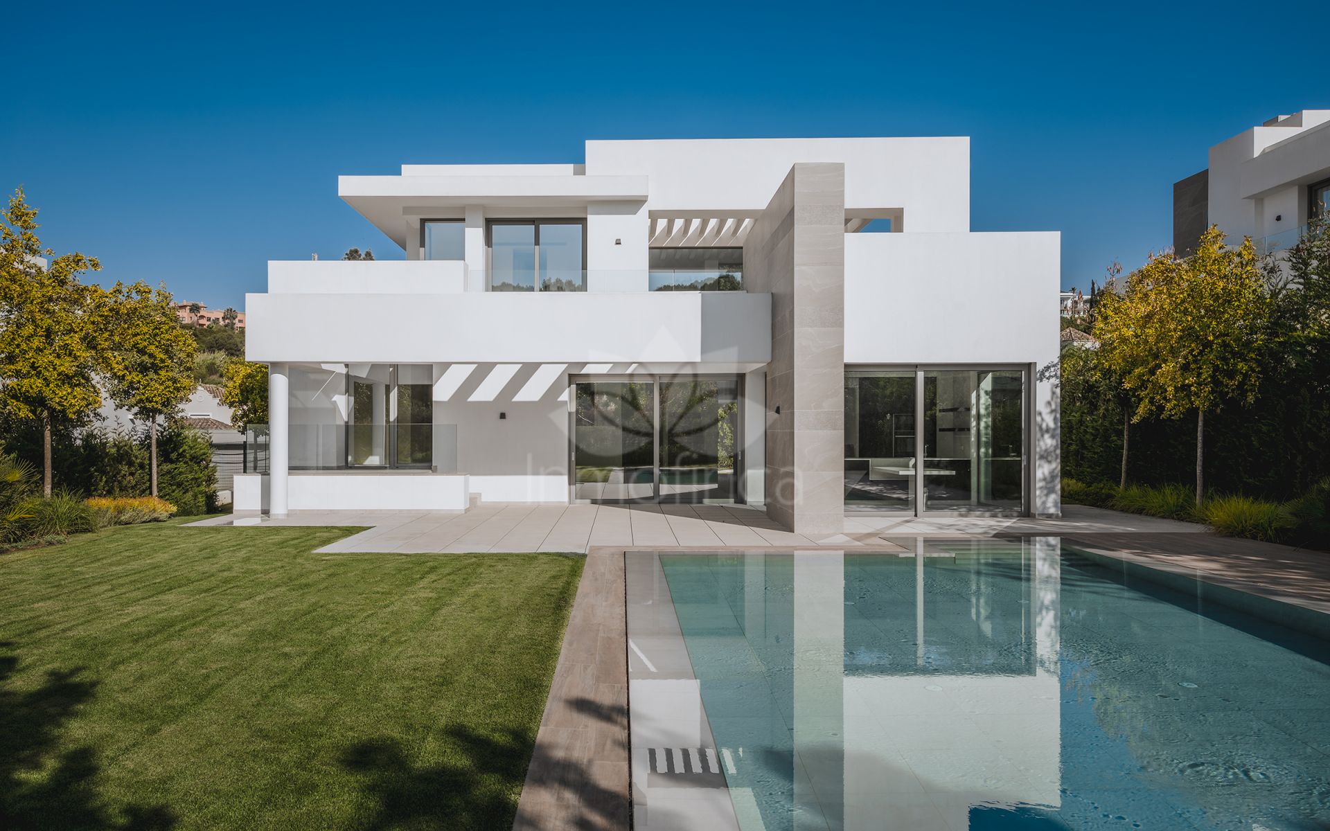 Villa in El Paraiso, Estepona