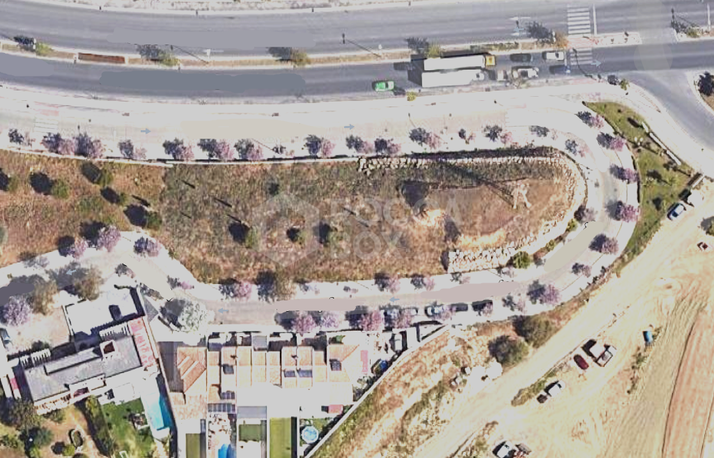 Residential Development Plot in Intelhorce (District Z), Málaga
