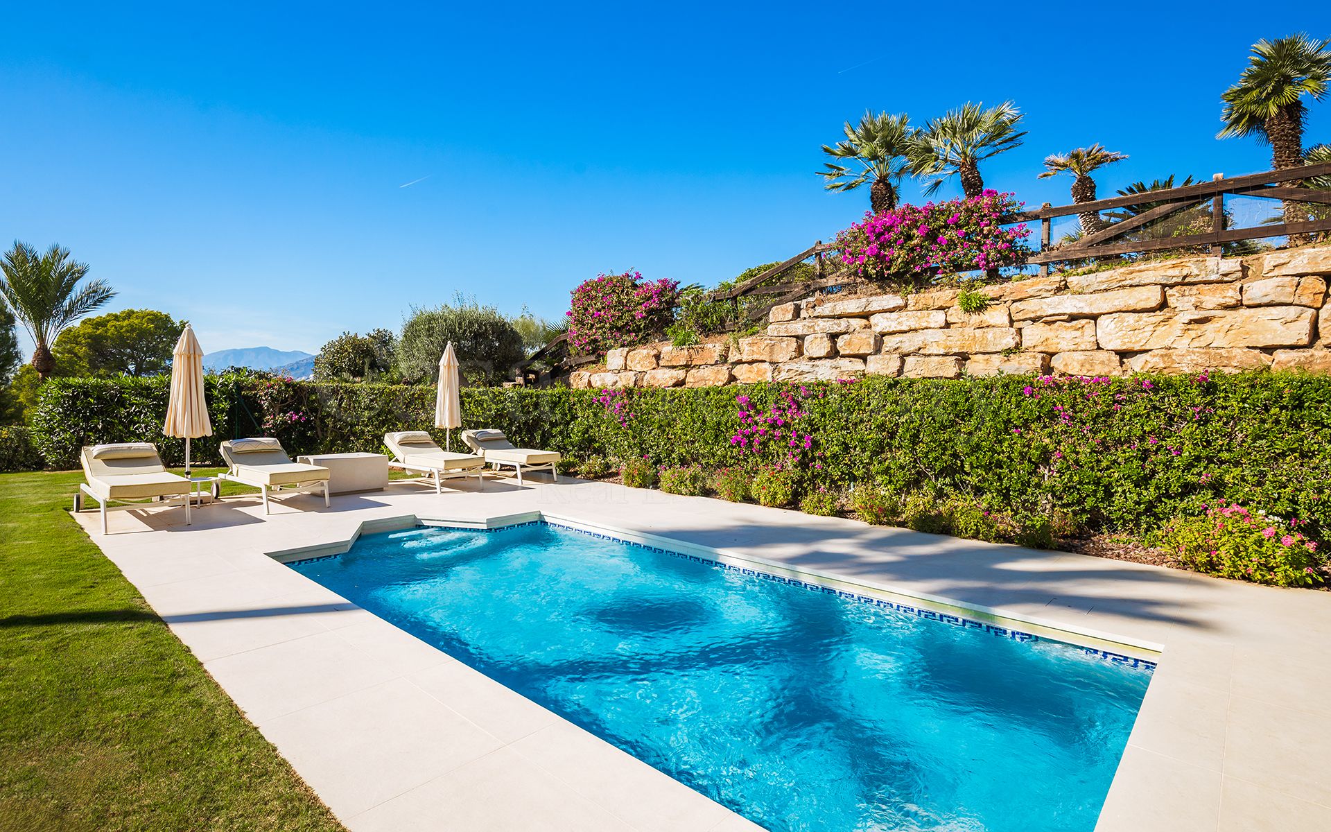 Ground Floor Apartment in Aloha Park, Marbella