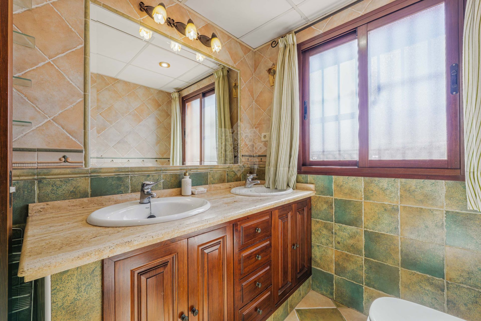 Semi Detached House in Puerto de la Torre, Malaga
