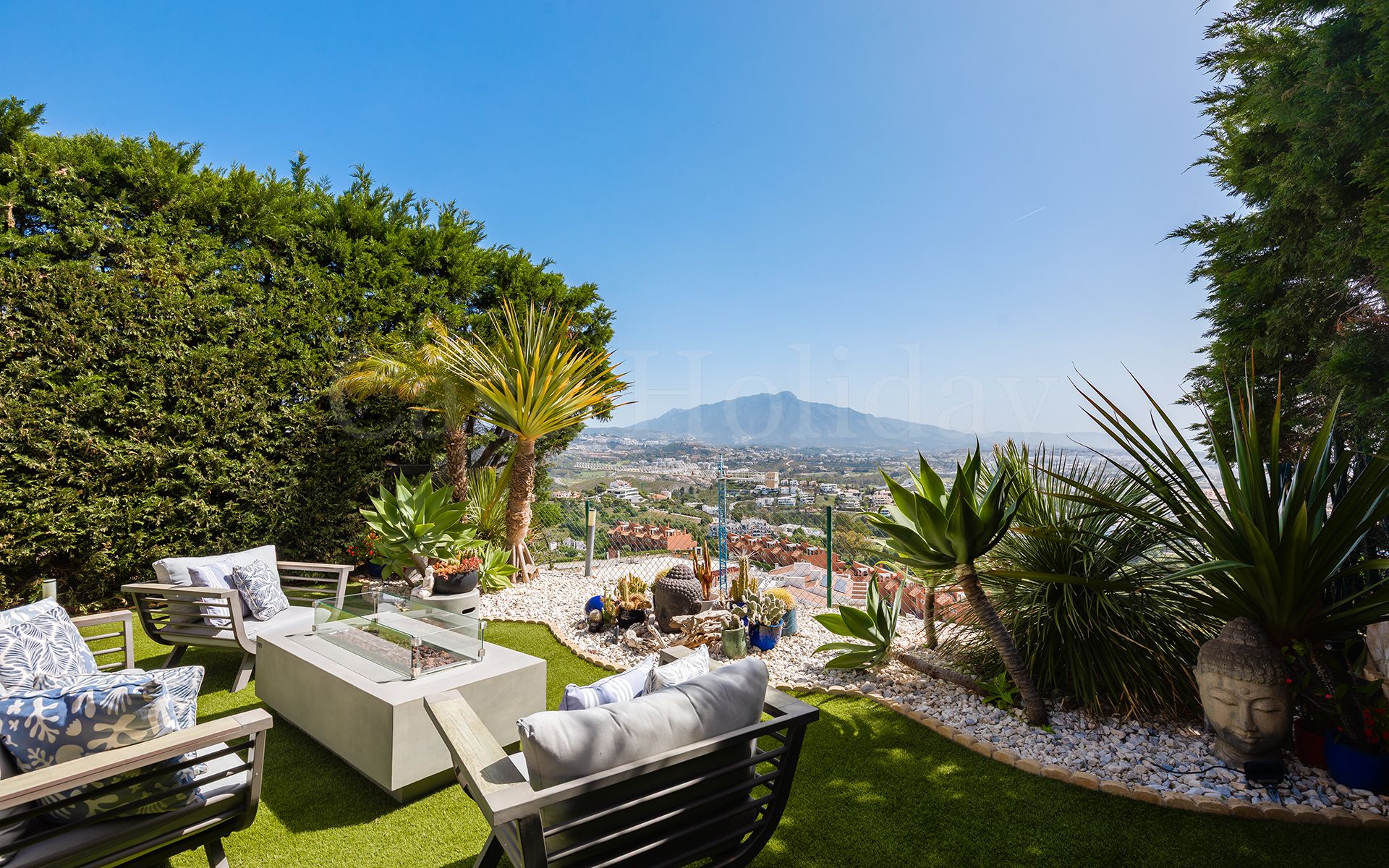 Town House in Los Jaralillos, Benahavis