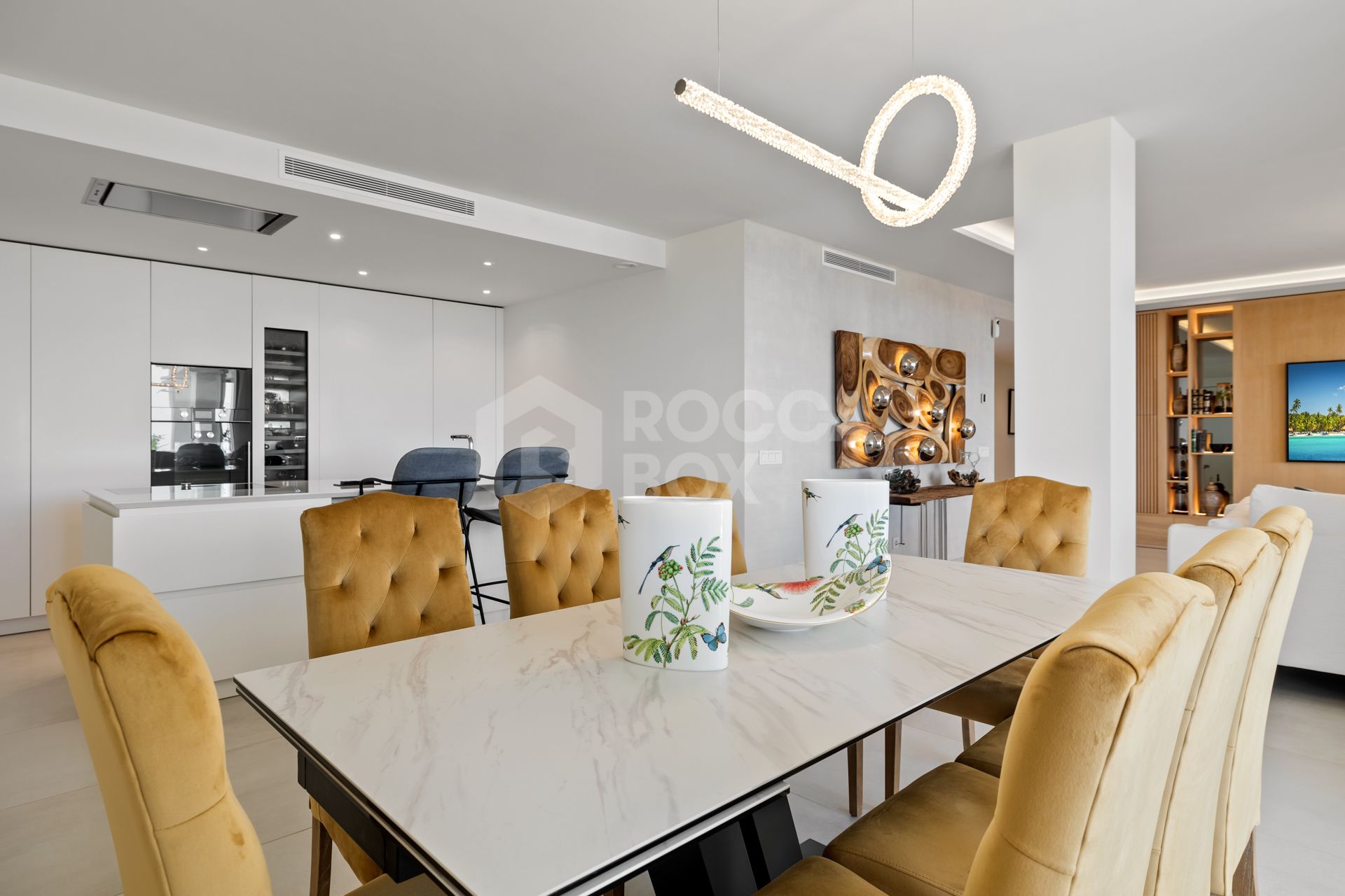Stunning 7-bed apartment located in urb. Nine Lions, Nueva Andalucia, Marbella