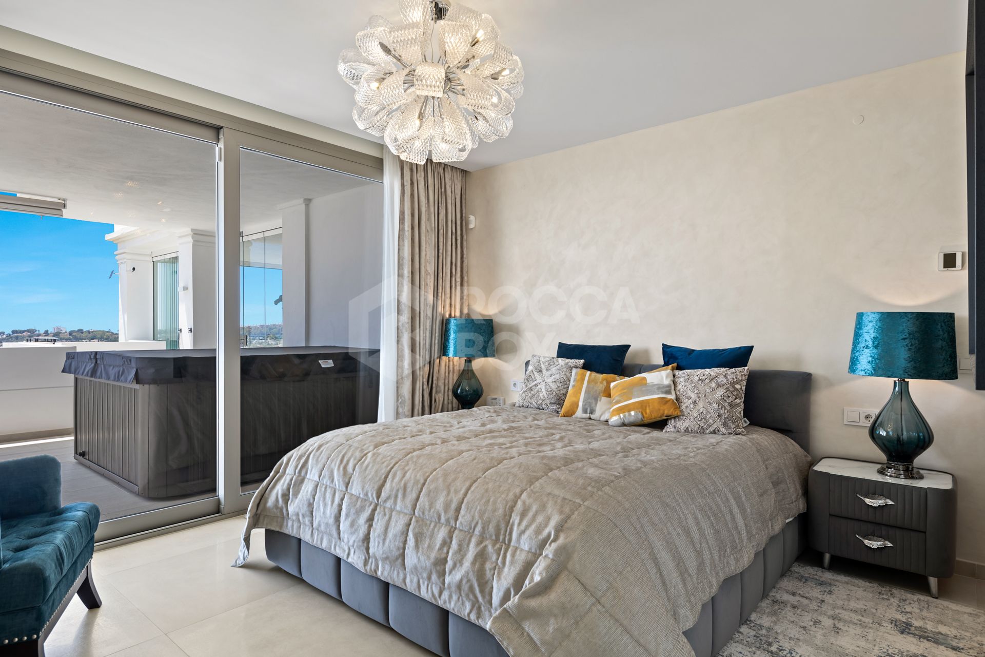 Stunning 7-bed apartment located in urb. Nine Lions, Nueva Andalucia, Marbella