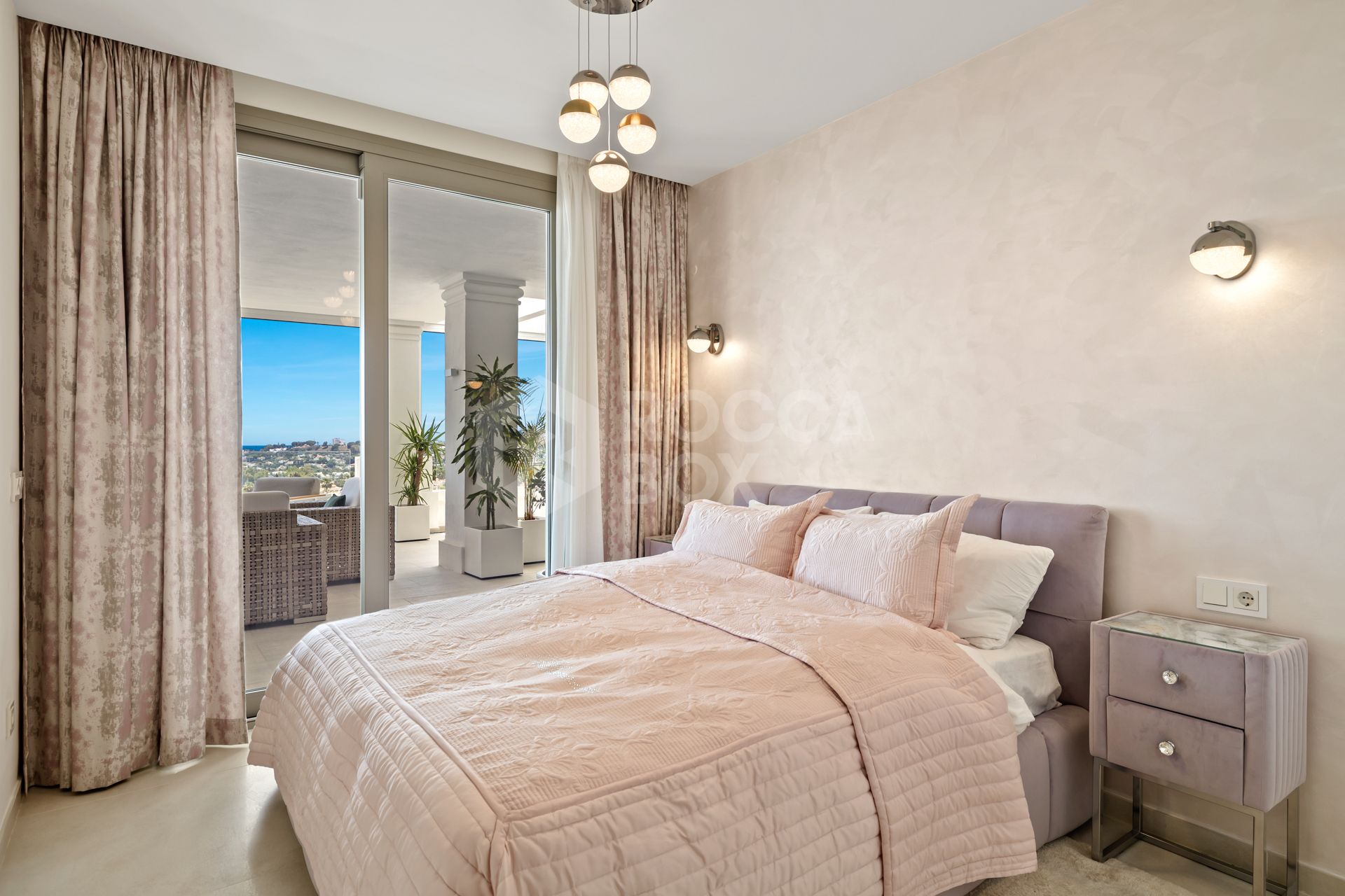Stunning 7-bed apartment located in urb. Nine Lions, Nueva Andalucia, Marbella