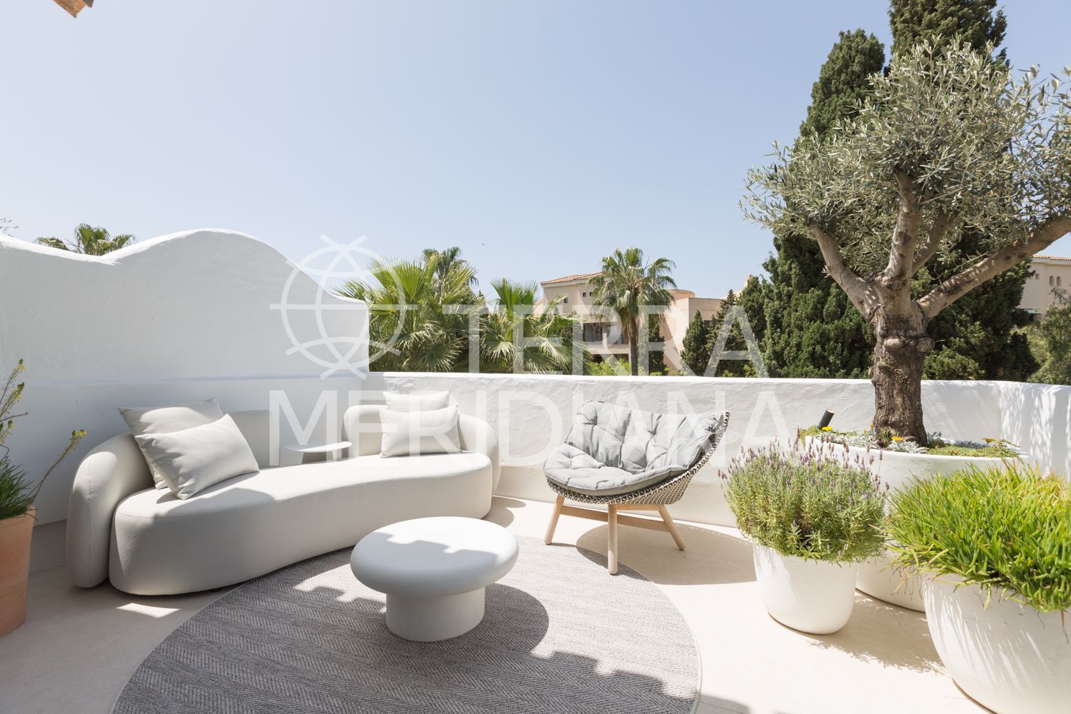 Duplex Penthouse in Jardines de las Fuentes, Marbella