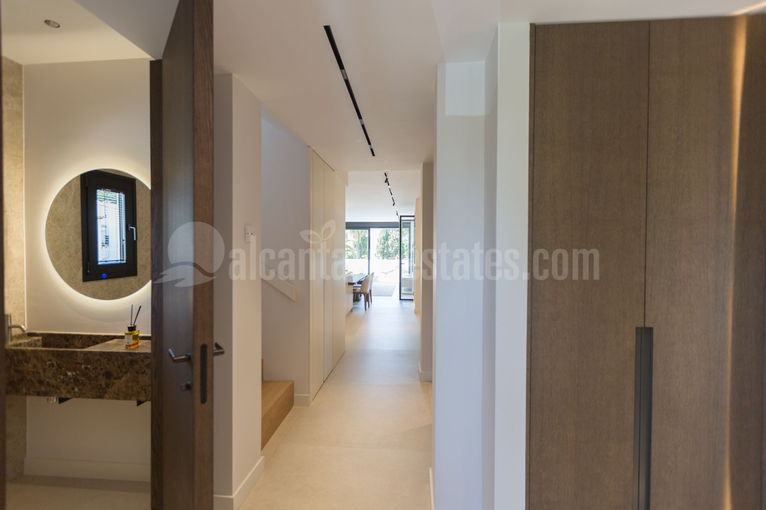 Duplex Penthouse in Jardines de las Fuentes, Marbella