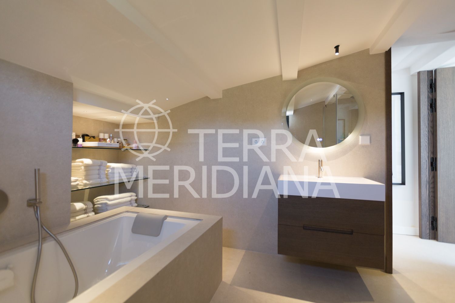 Duplex Penthouse in Jardines de las Fuentes, Marbella